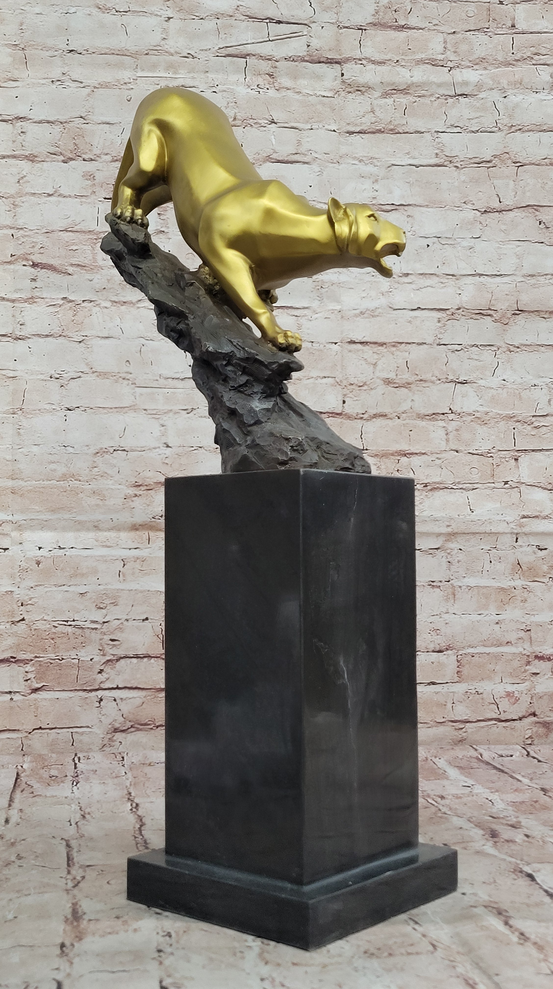 Museum Quality Cougar Bronze Sculpture Signed Williams Mountain Lion Figurine Decor