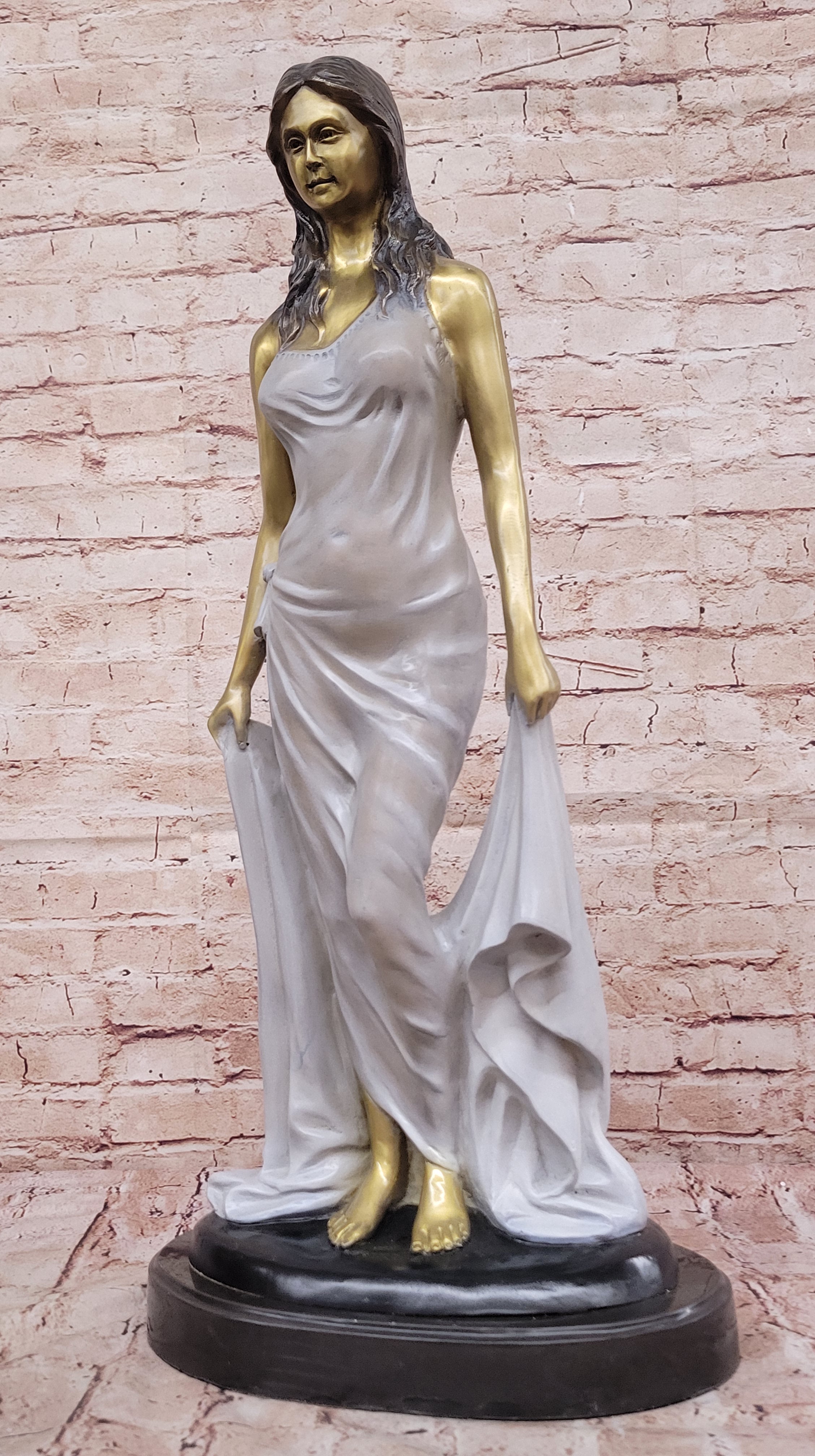 Luo Li Rong Bronze Lady Sculpture – Sensual Standing Woman Statue for Home Decor