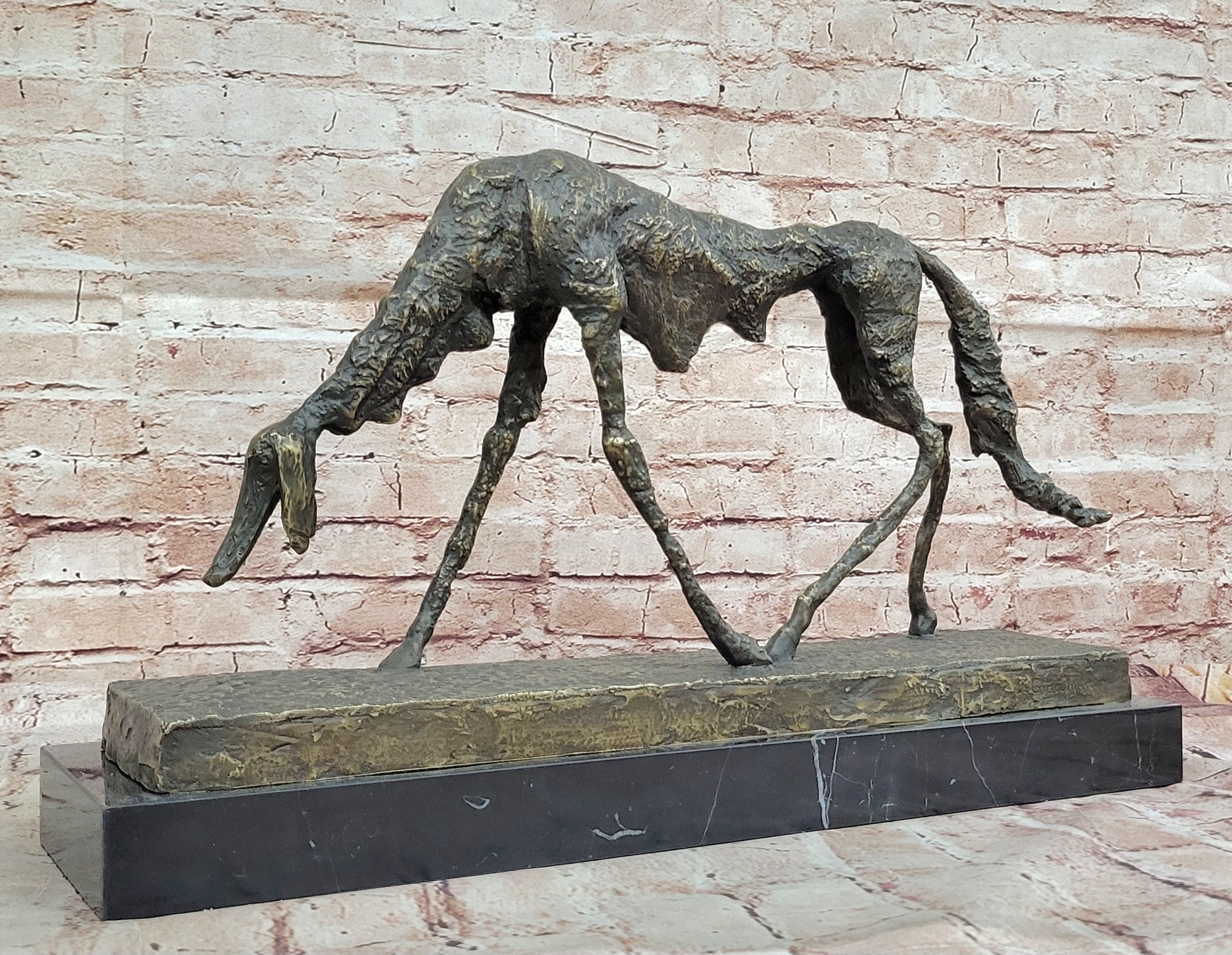 Abstract Bronze Dog Statue – Classic Handmade Animal Sculpture Home Office Decoration