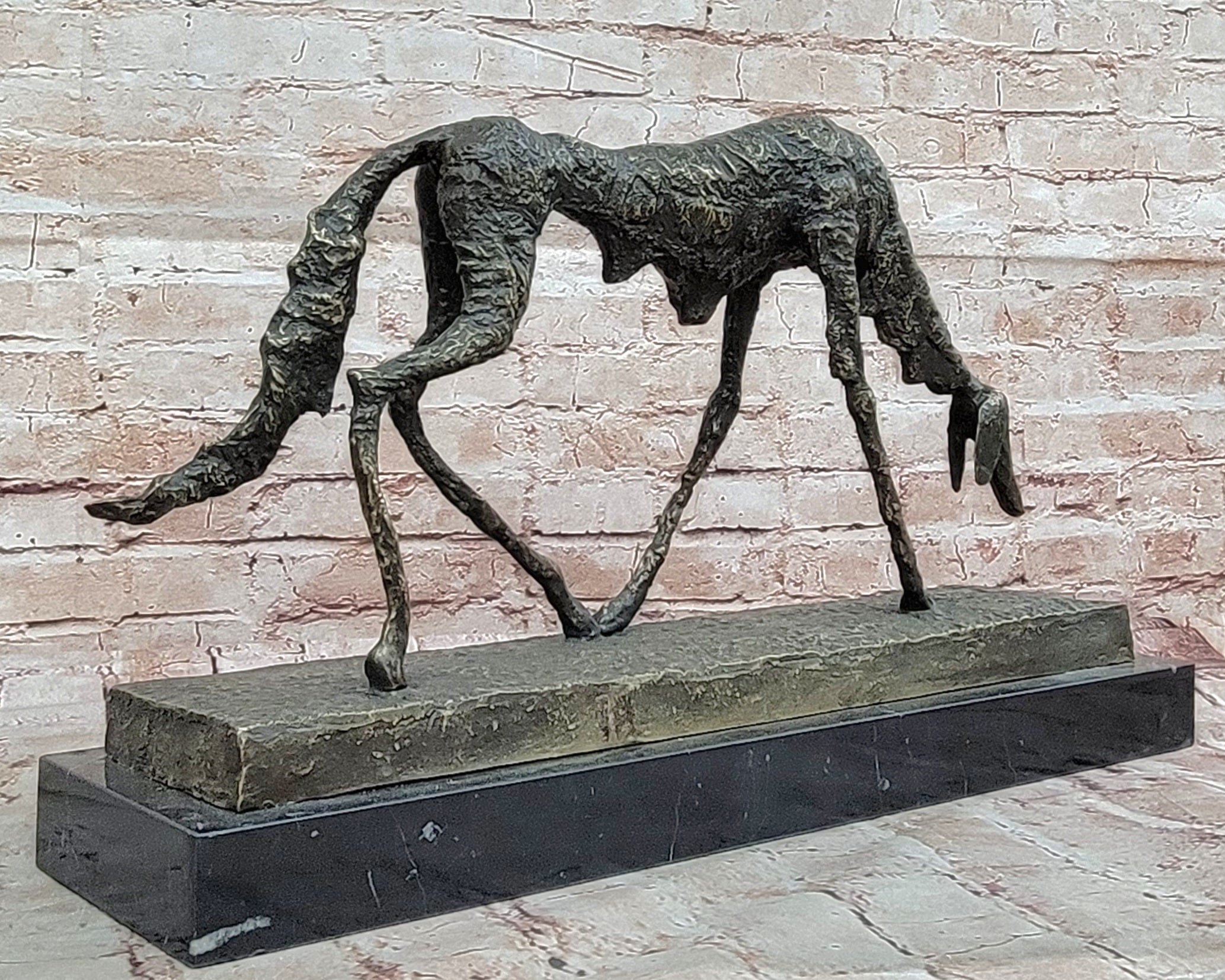 Abstract Bronze Dog Statue – Classic Handmade Animal Sculpture Home Office Decoration