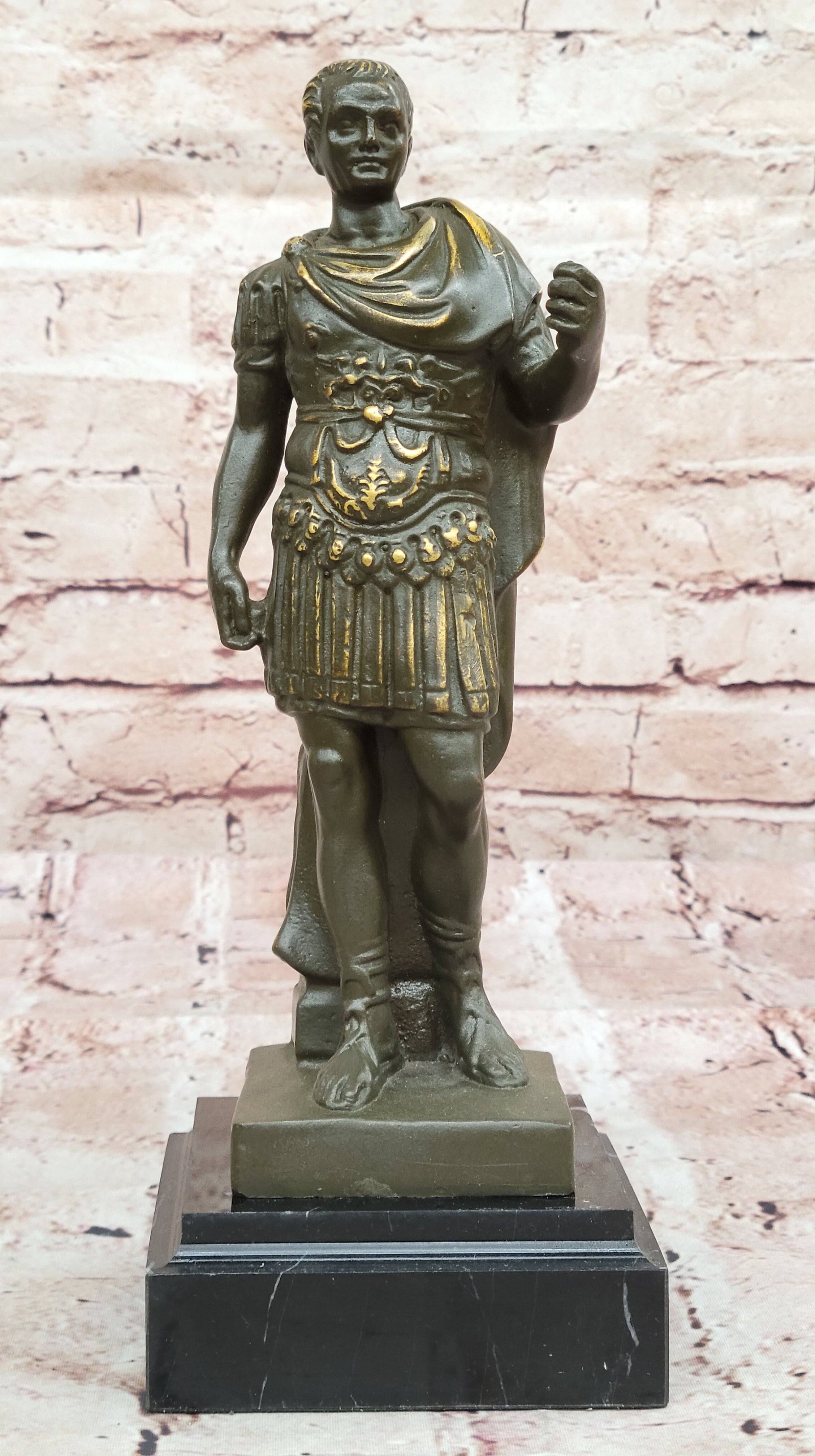 Powerful Bronze Sculpture Statue of Roman Statesman Julius Caesar Figurine