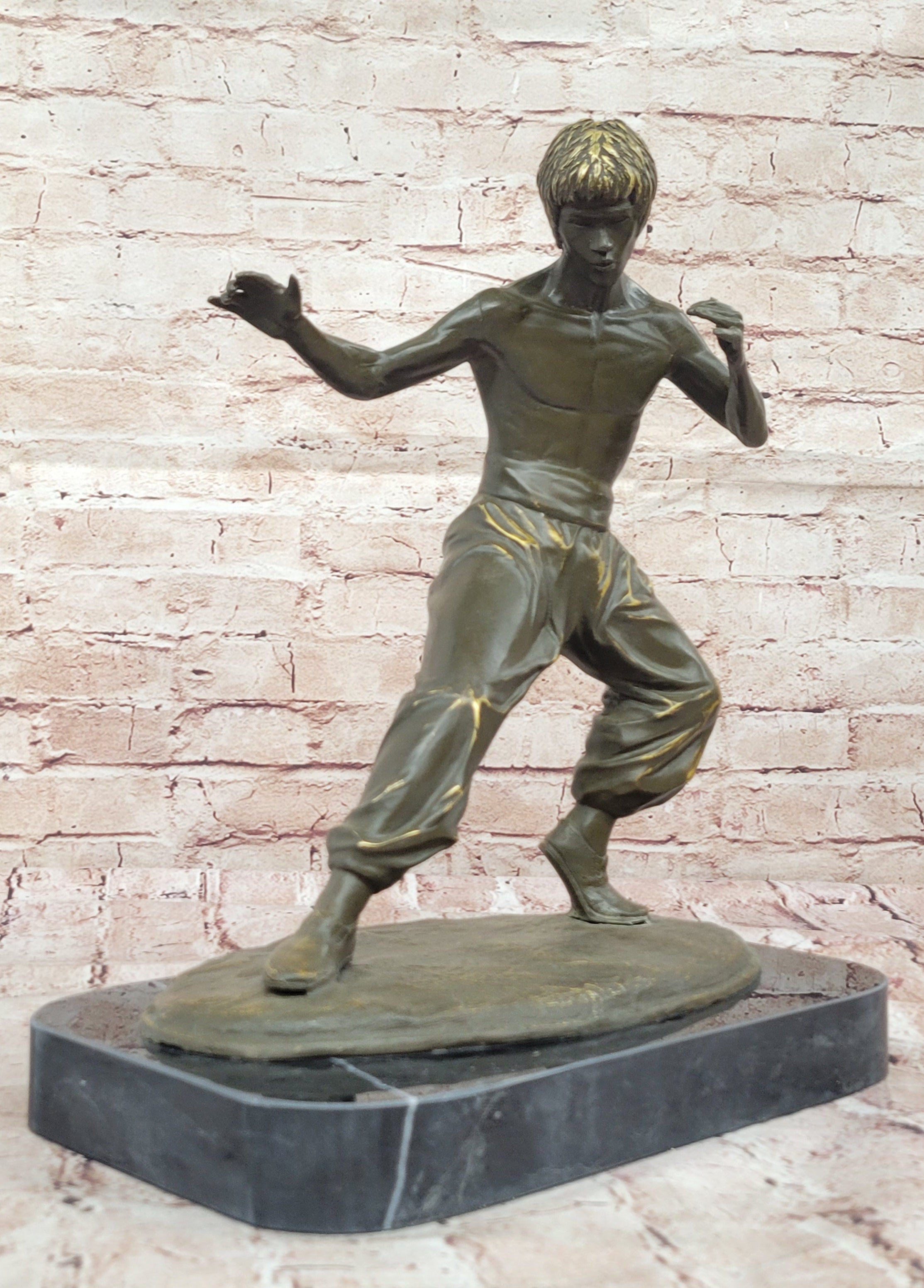 Pure Copper Bruce Lee Martial Arts Statue Signed by Mavchi Limited Edition Collectible