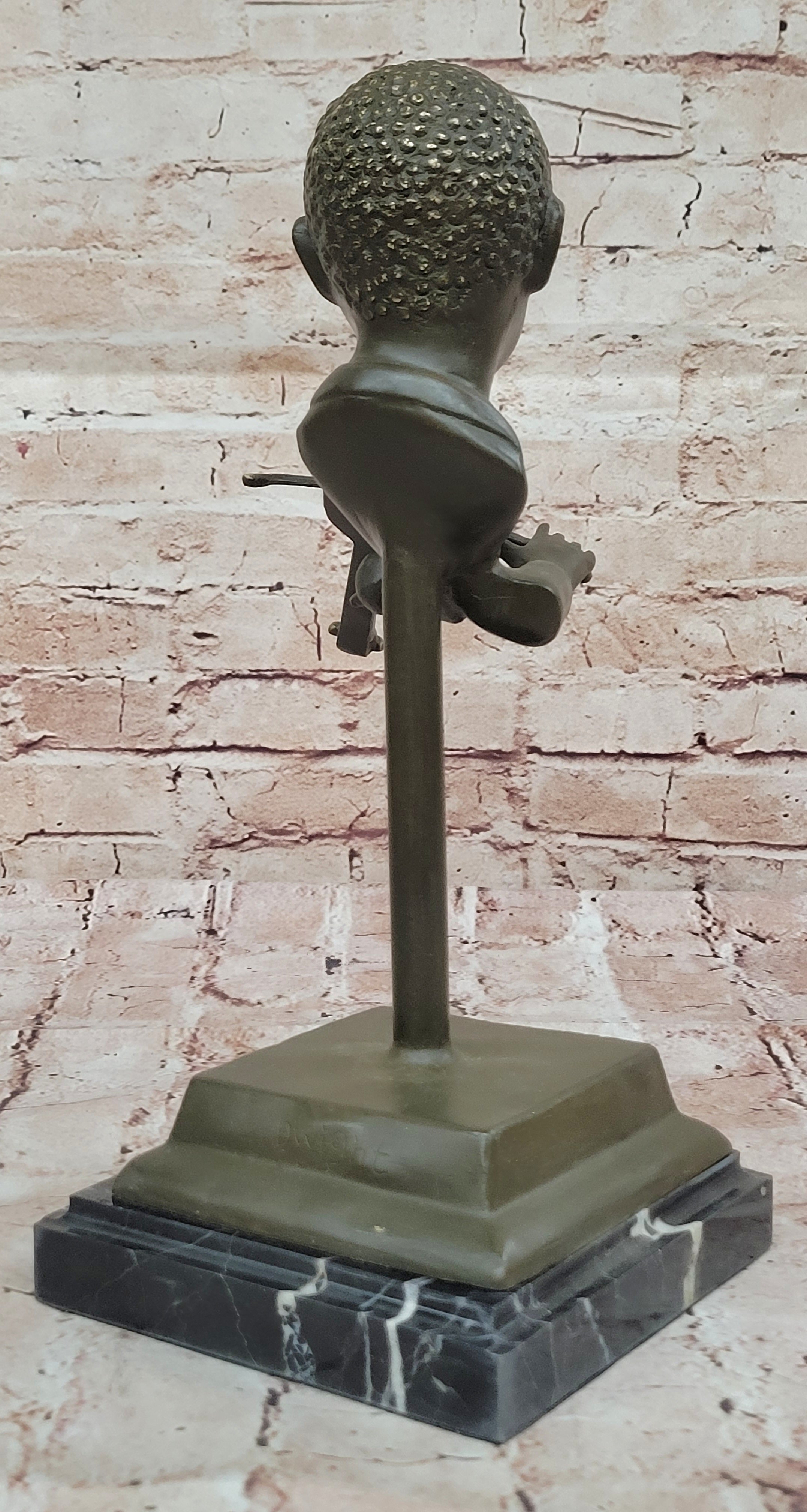 Williams Bronze Sculpture Statue of Man Playing Violin Classic Music Lover Home Decoration