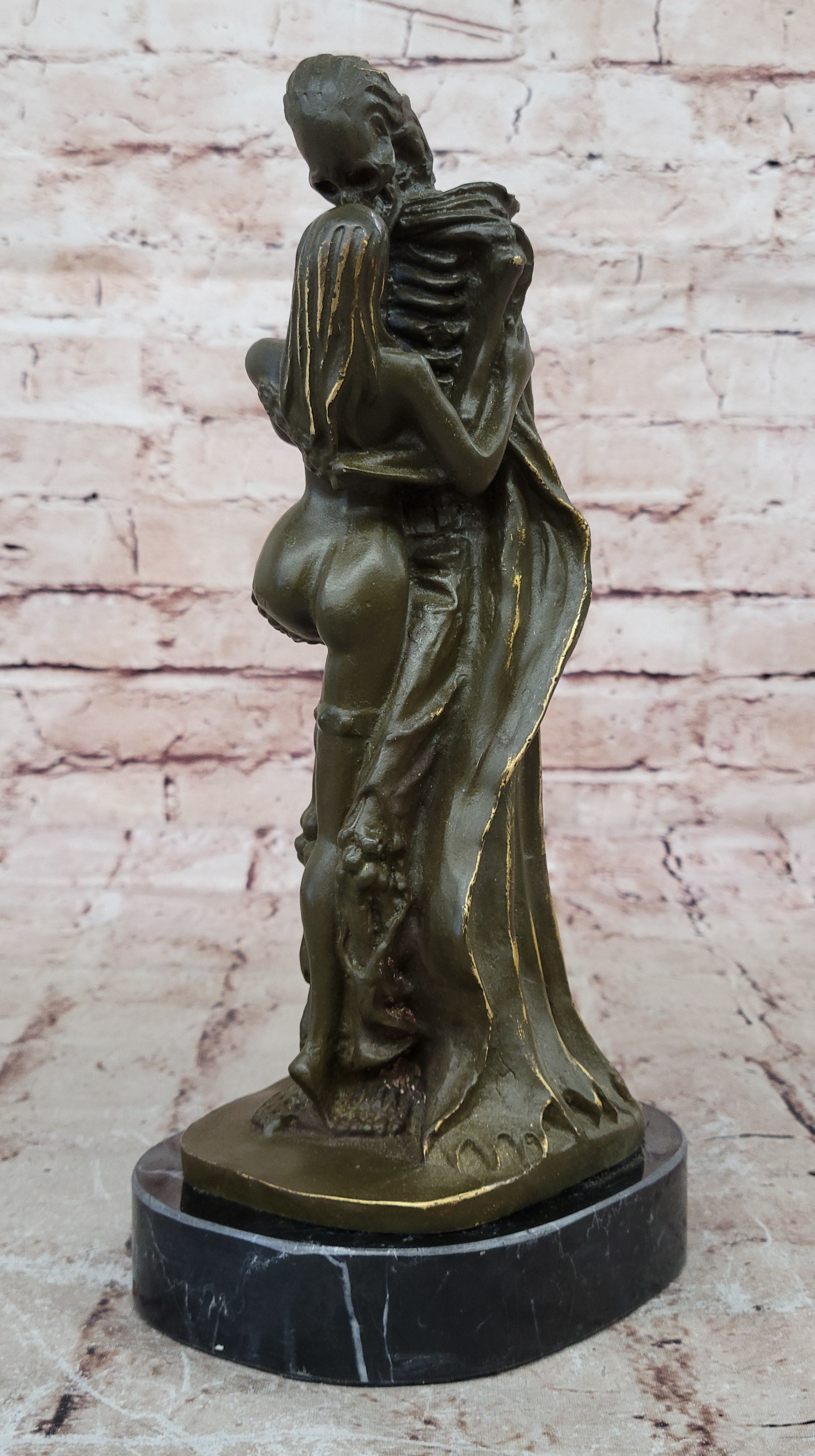 Signed Bronze Skeleton and Woman Embrace Statue – Romantic Gothic Art 4 Halloween