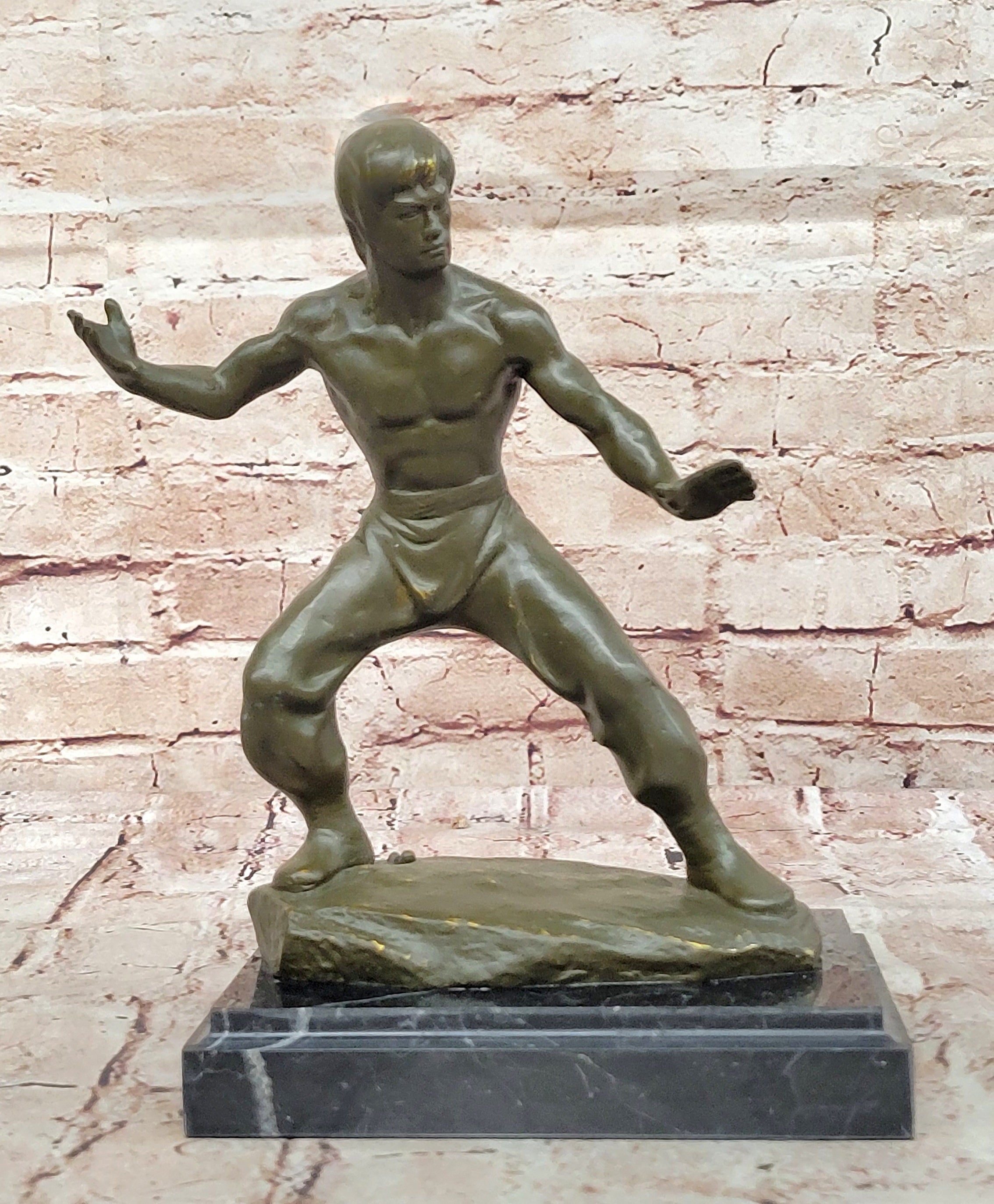 Mavchi Signed Bruce Lee Sculpture Bronze Statue Martial Arts Icon Home Office Decor