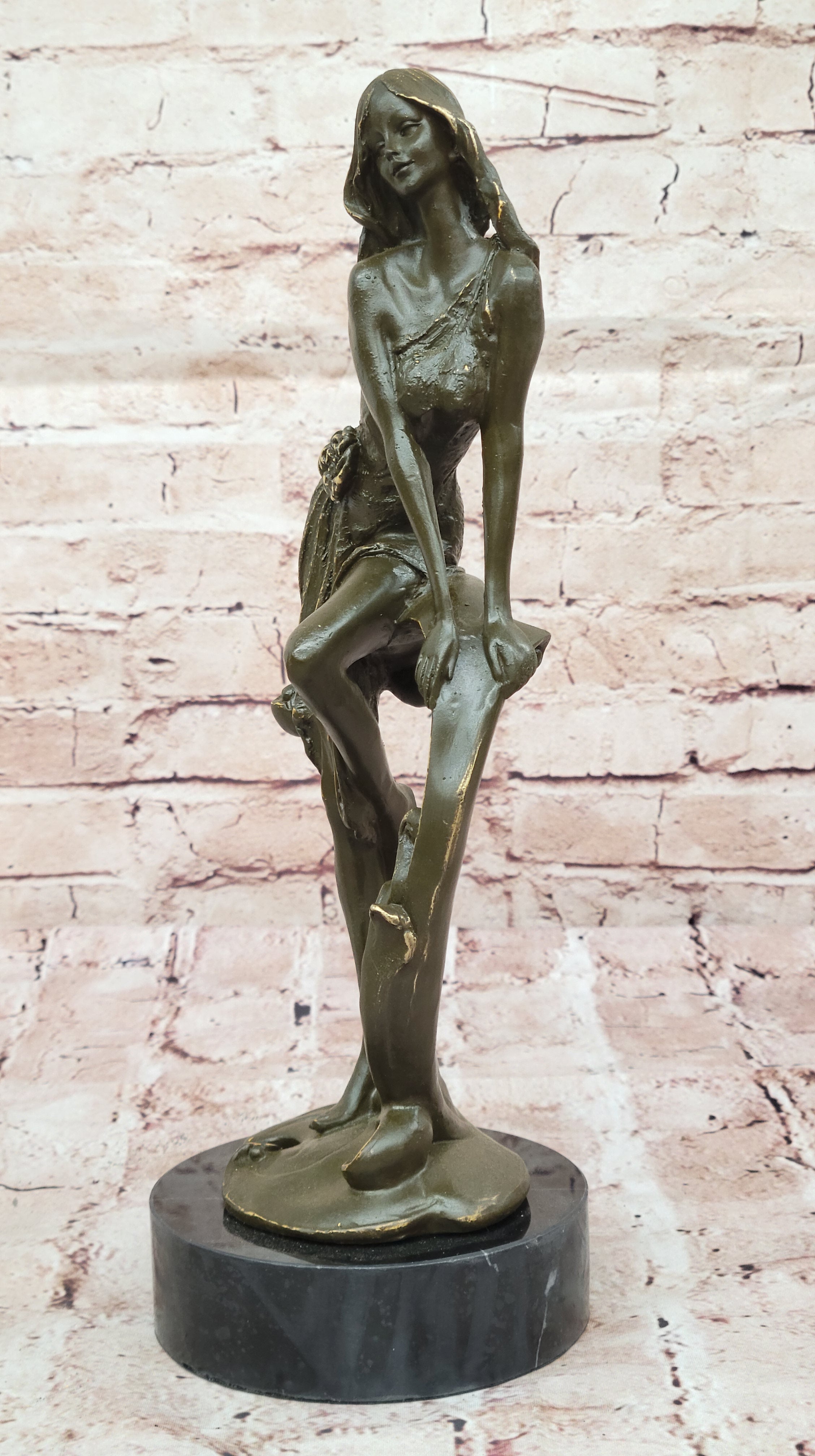 Handmade Aphrodite Bronze Sculpture Statue – Classic Goddess of Love Figurine