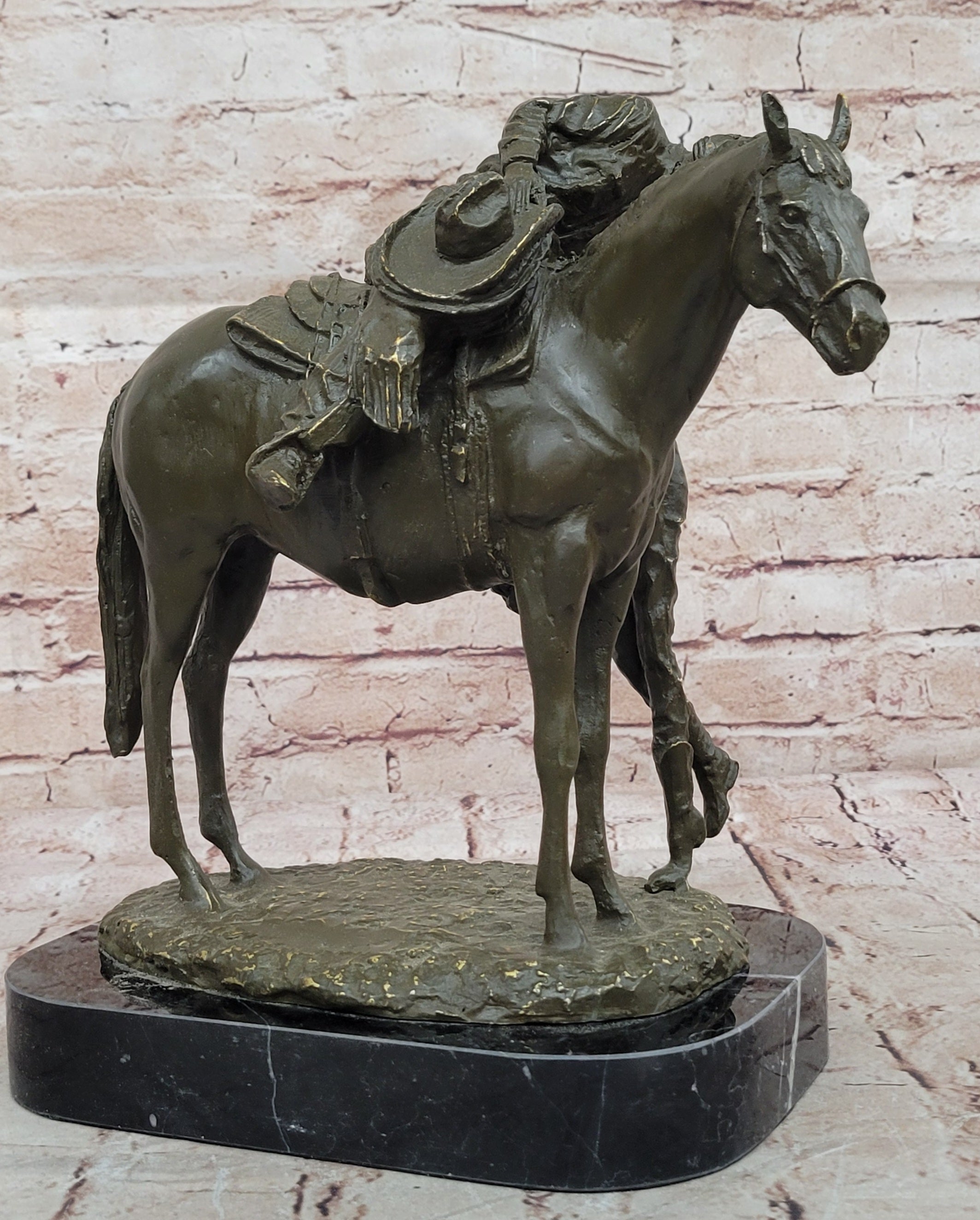 Bronze Sculpture Statue of Cowboy on Horse Kissing Lady Western Farm Decor Figurine