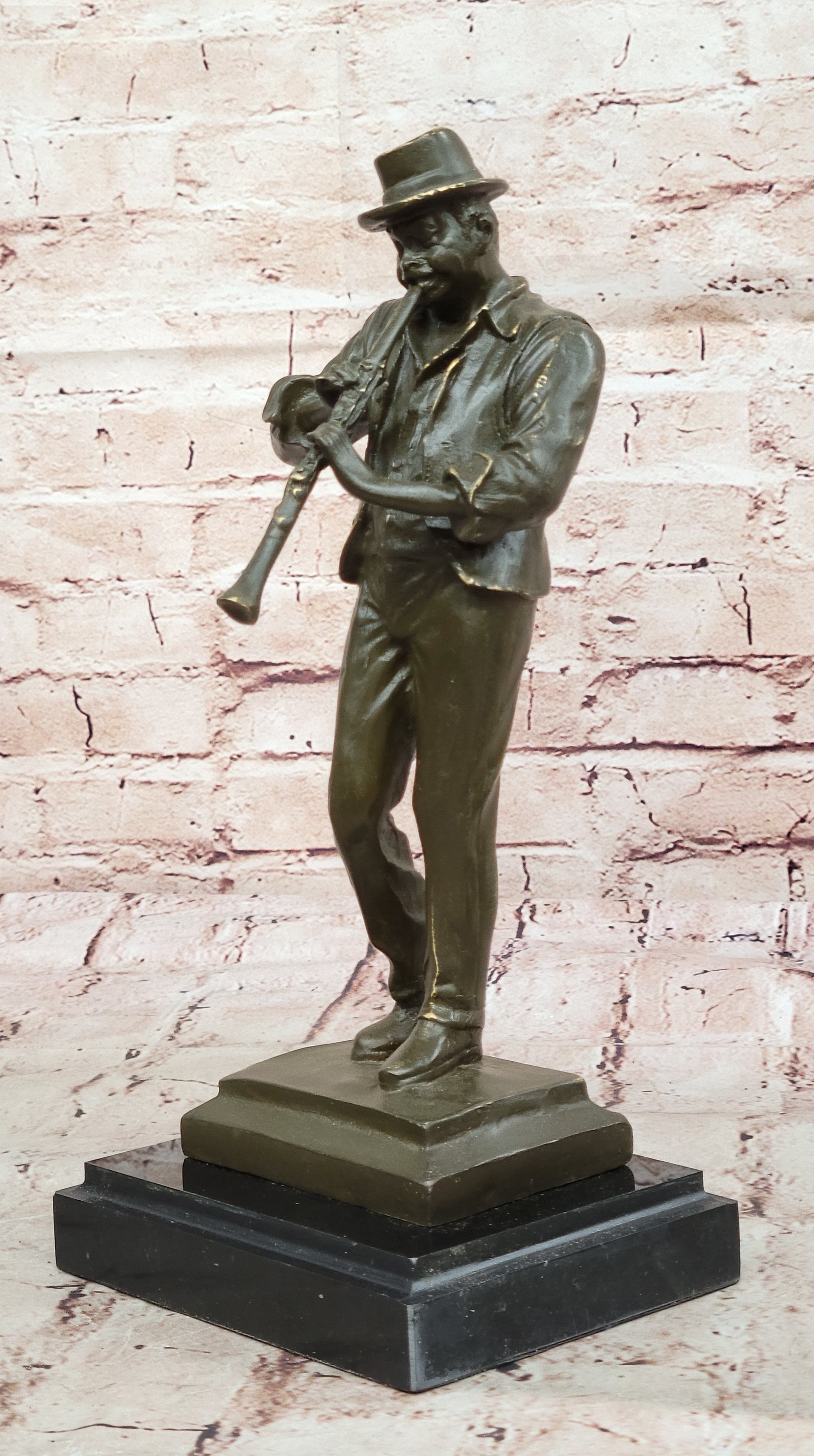 Classic Bronze Sculpture Statue of Clarinetist Jazz Music Figurine Home Decoration