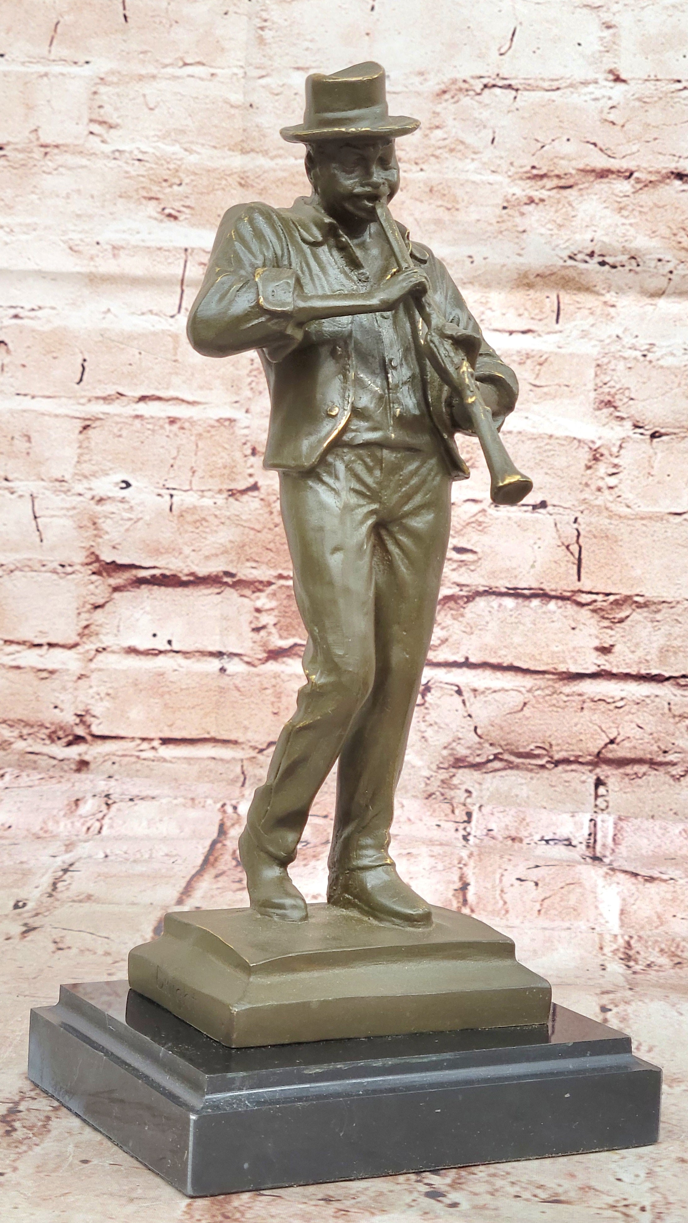 Classic Bronze Sculpture Statue of Clarinetist Jazz Music Figurine Home Decoration