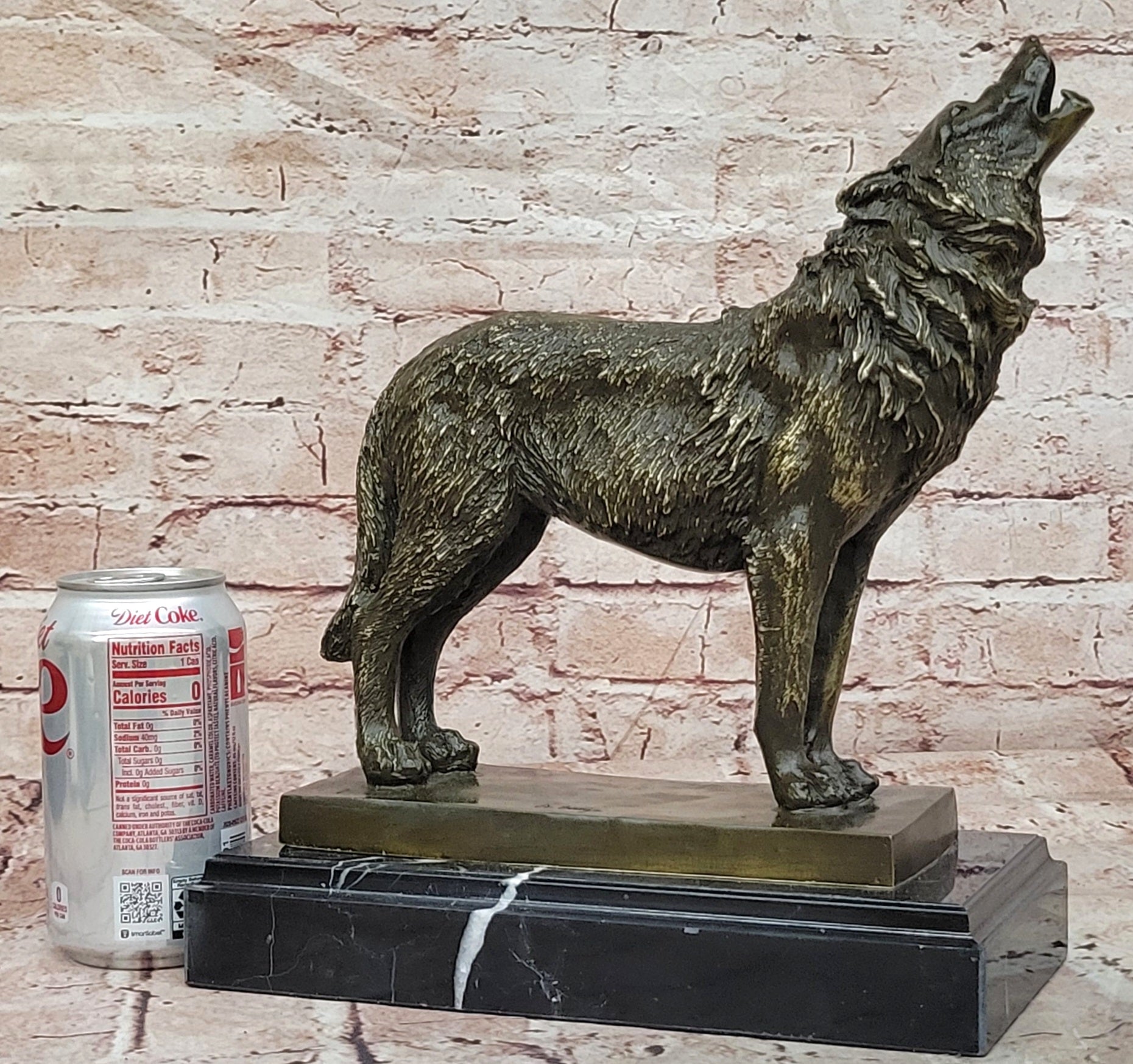 Bronze Full Moon Wolf Statue Howling Wildlife Sculpture Fine Art Figurine