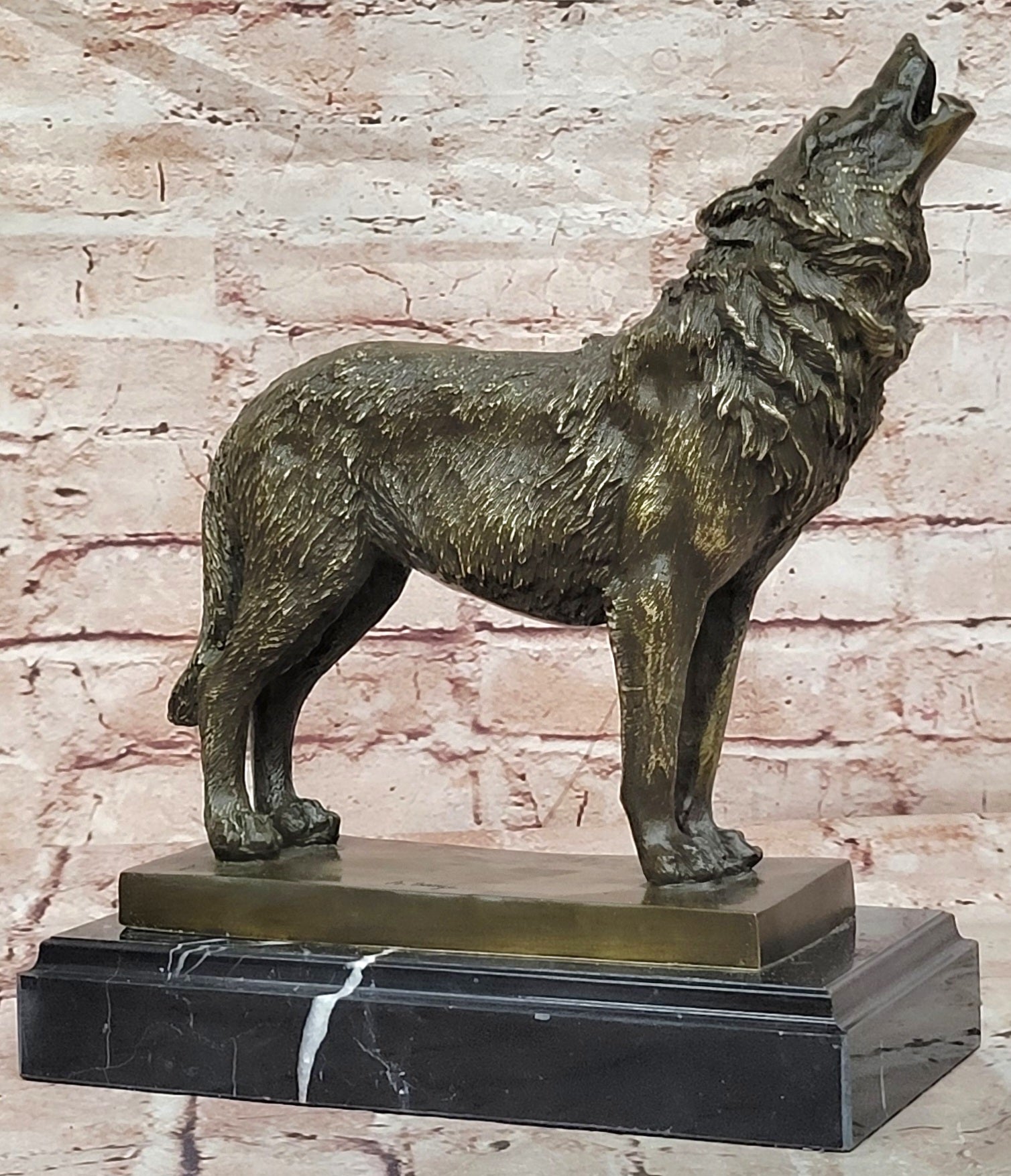 Bronze Full Moon Wolf Statue Howling Wildlife Sculpture Fine Art Figurine