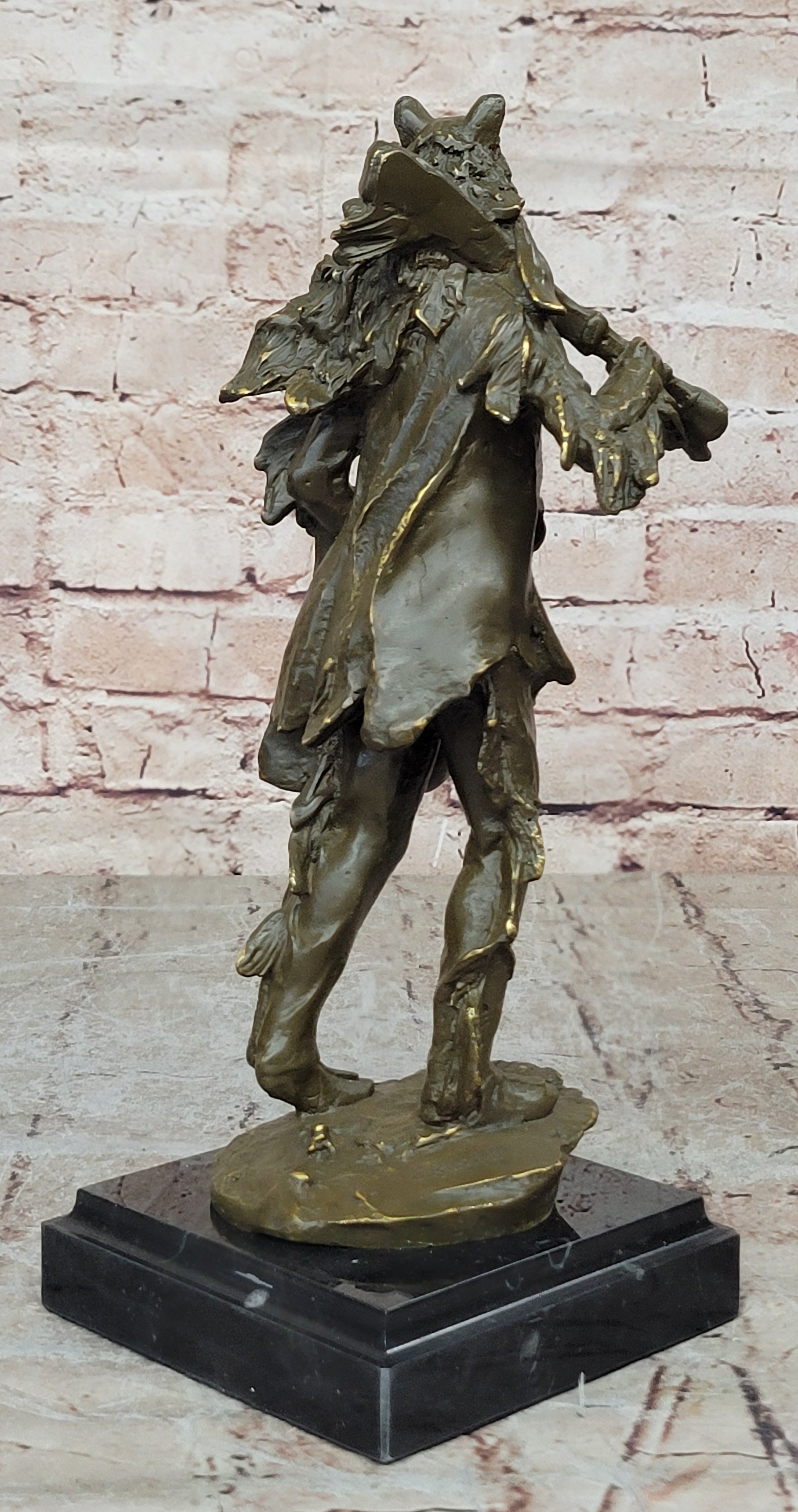 Bronze Sculpture Statue of American Indian Chief in Headdress Signed C M Russell Collectible