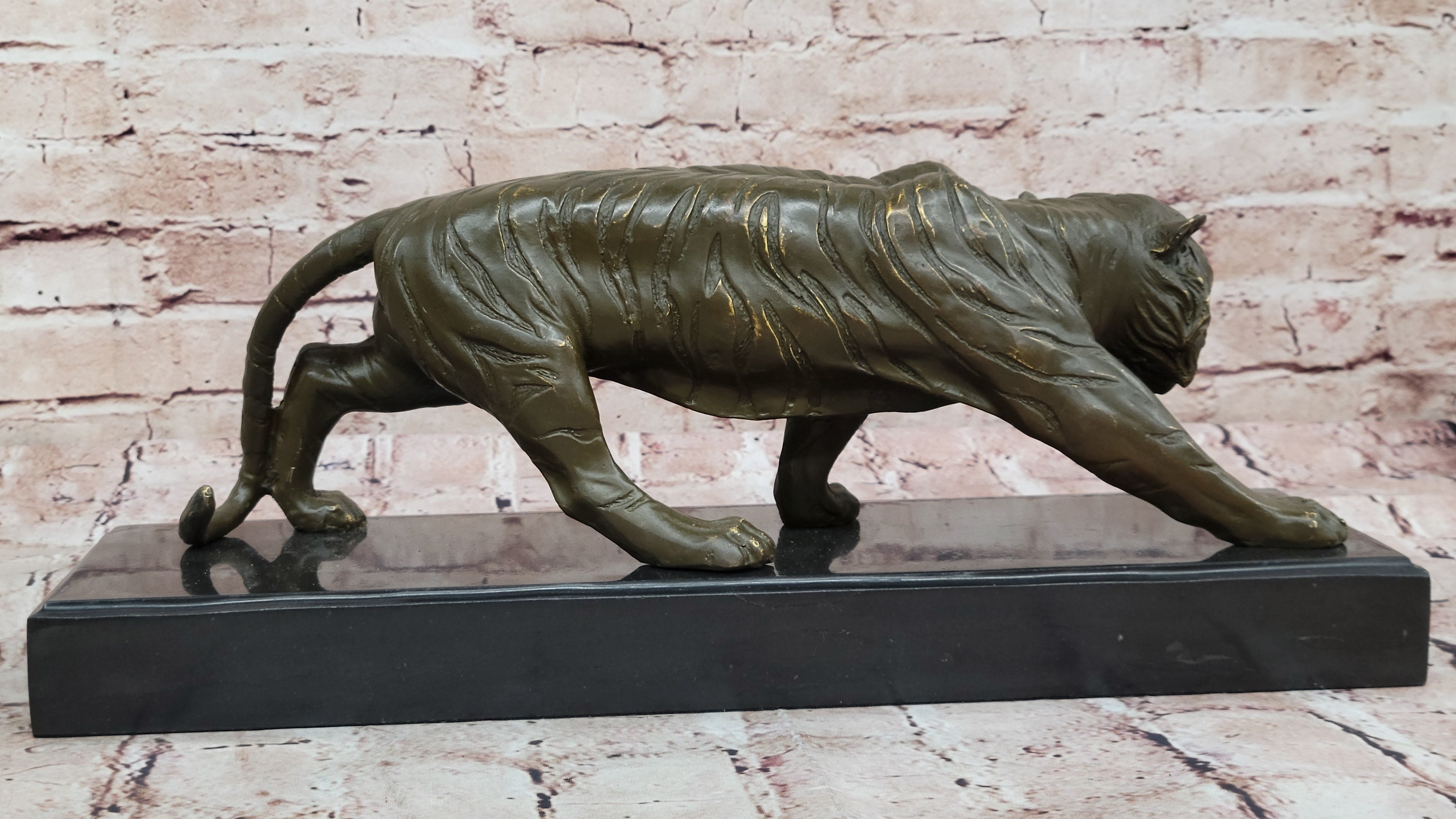 Bronze Animal Tiger Sculpture Wildlife Statue Big Cat Figurine Office Art Home Decoration