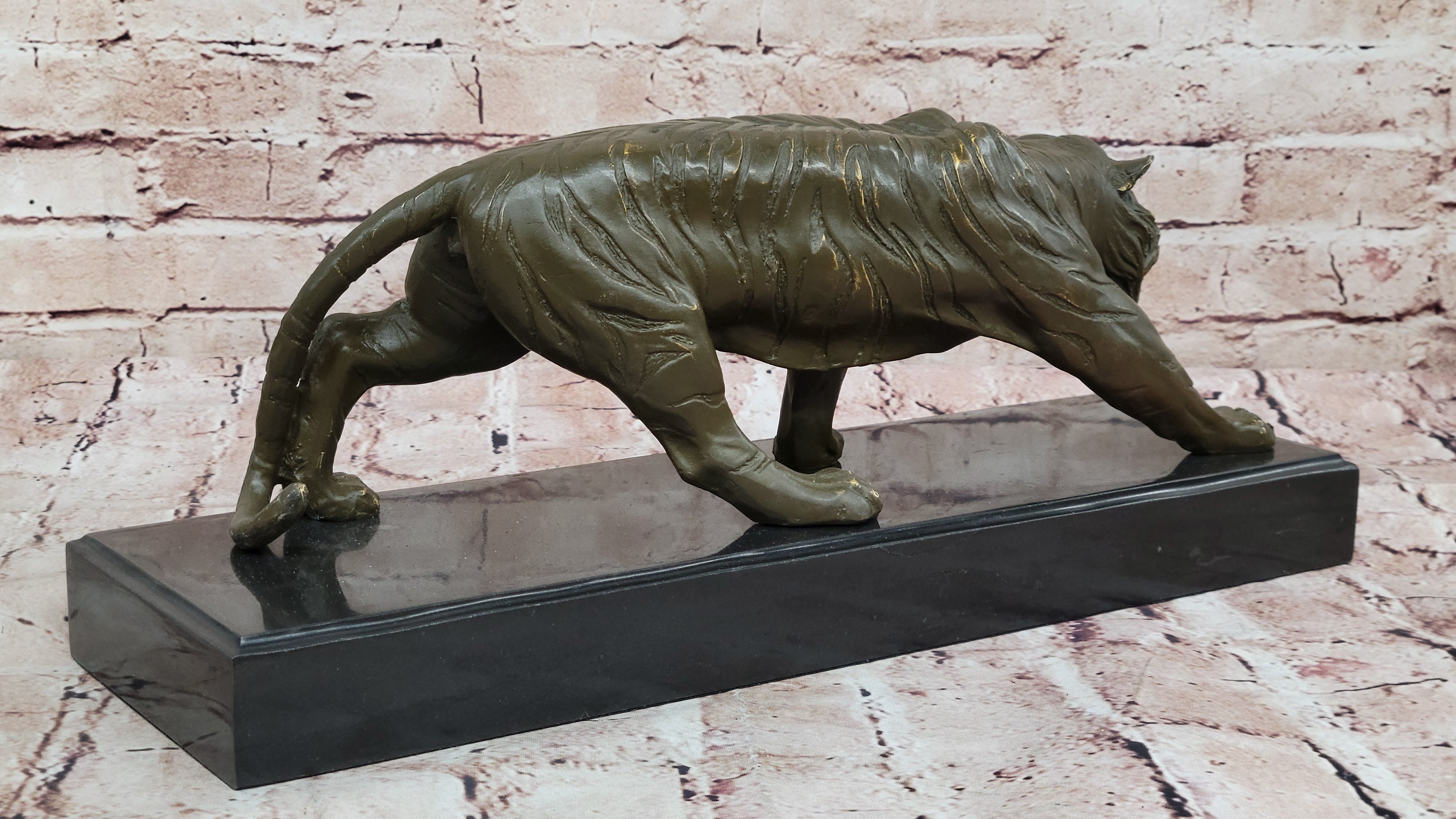 Bronze Animal Tiger Sculpture Wildlife Statue Big Cat Figurine Office Art Home Decoration