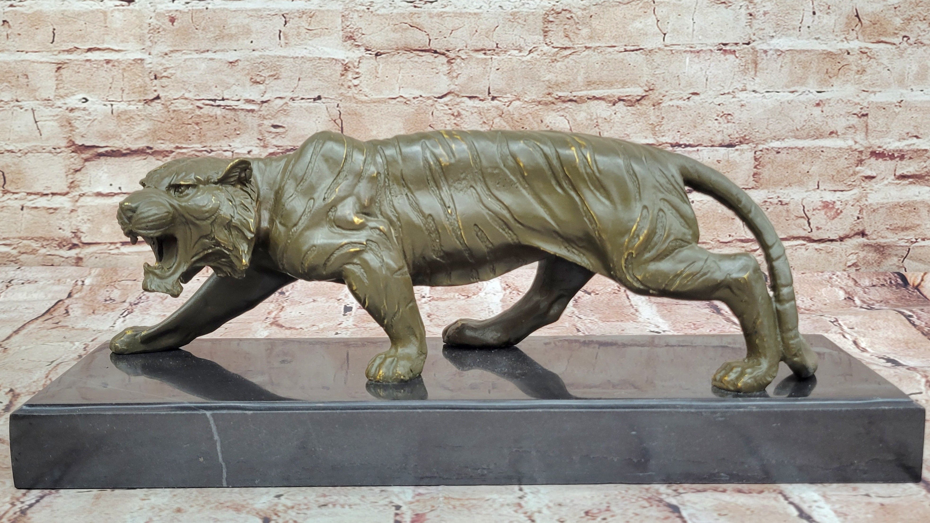 Bronze Animal Tiger Sculpture Wildlife Statue Big Cat Figurine Office Art Home Decoration