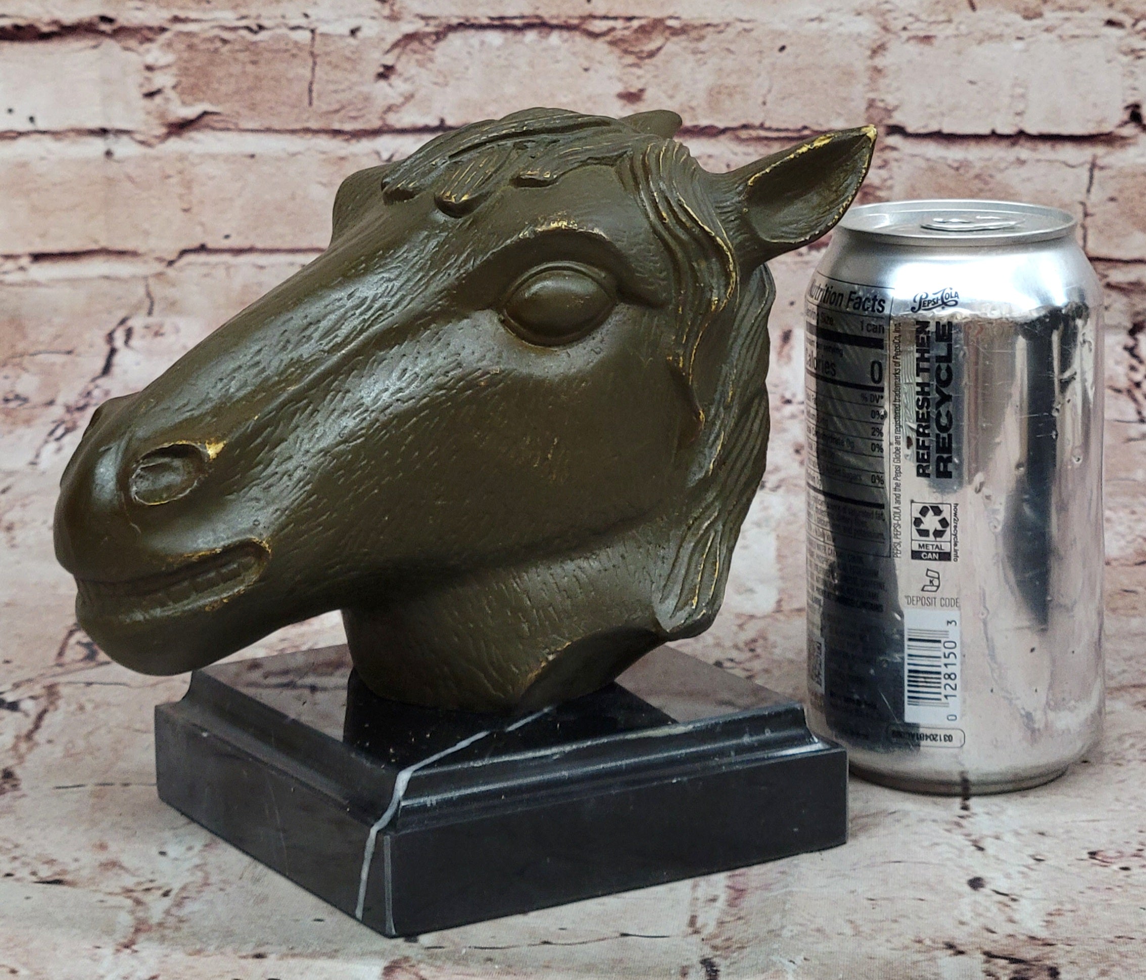 Bronze Sculpture Statue of Horse Head Feng Shui Symbol for Ambition and Spirit