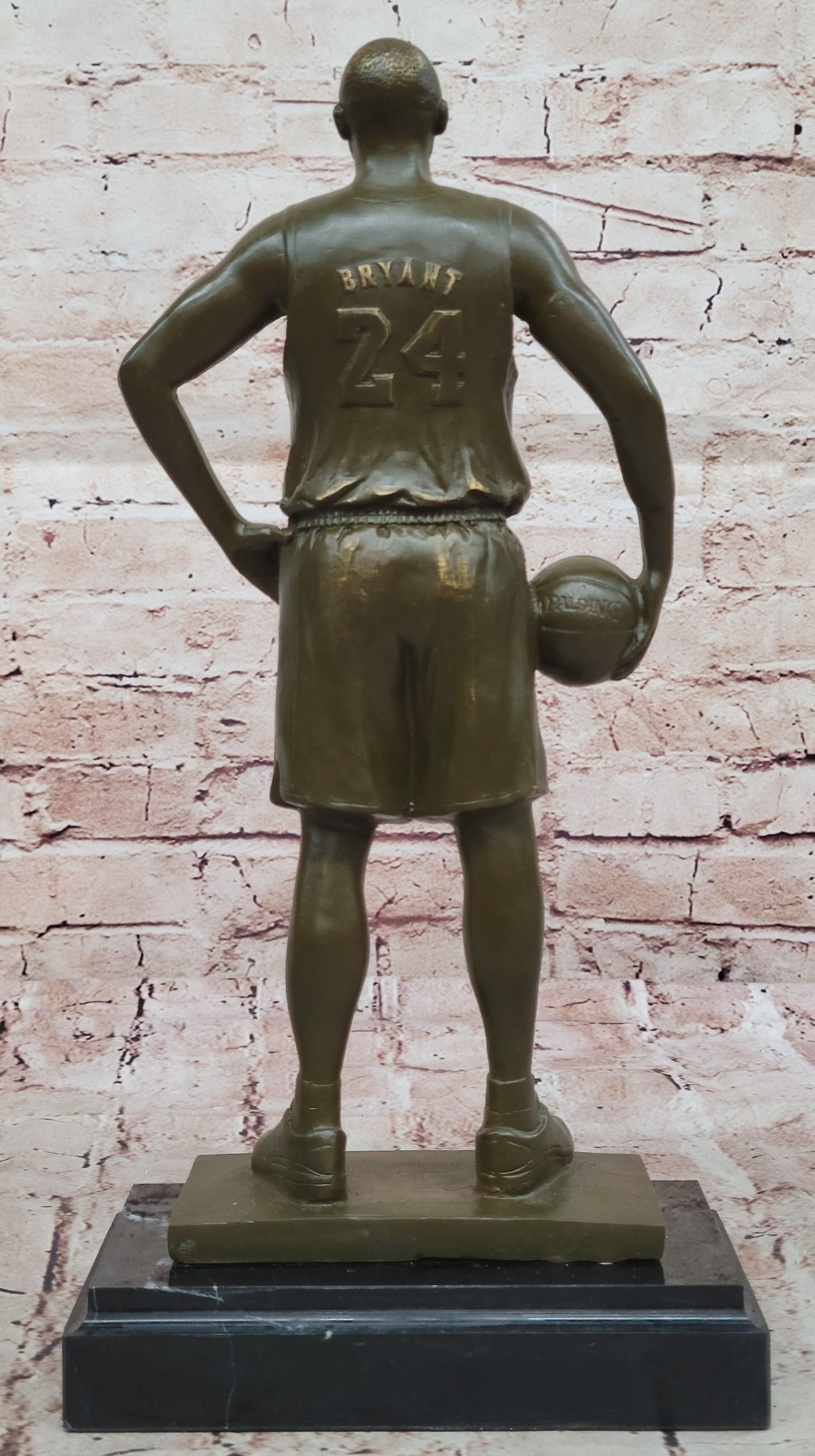 Kobe Bryant Bronze Sculpture Statue Basketball Player NBA Champion Signed Milo Collector