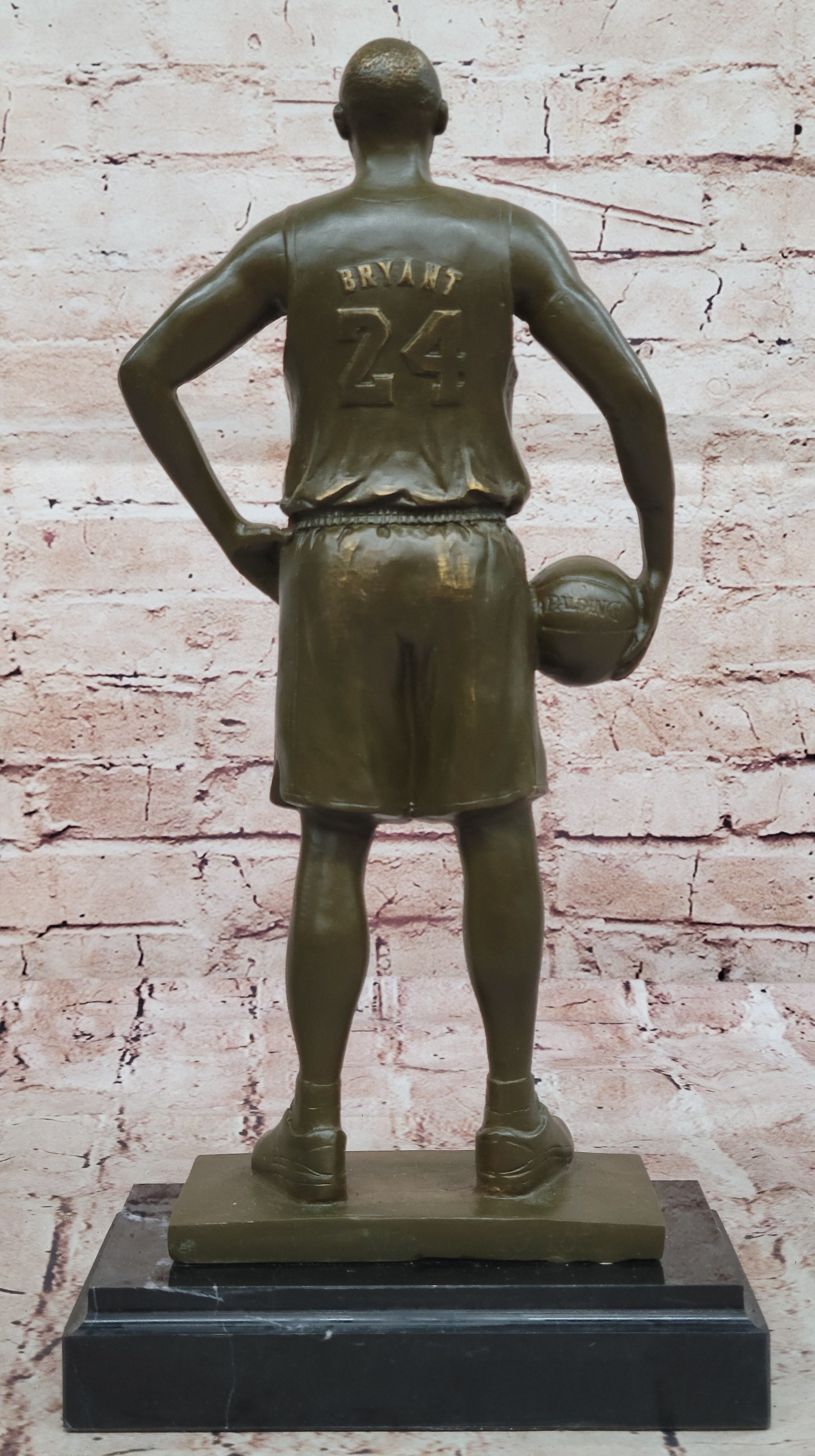 Kobe Bryant Bronze Sculpture Statue Basketball Player NBA Champion Signed Milo Collector