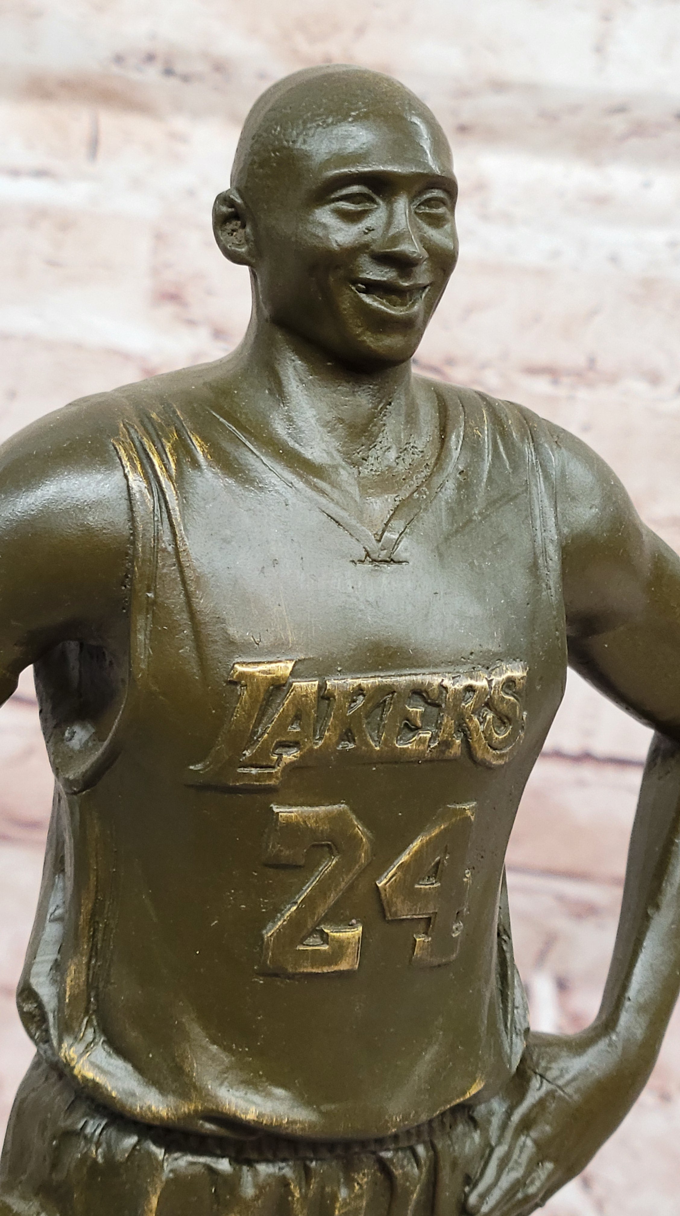 Kobe Bryant Bronze Sculpture Statue Basketball Player NBA Champion Signed Milo Collector