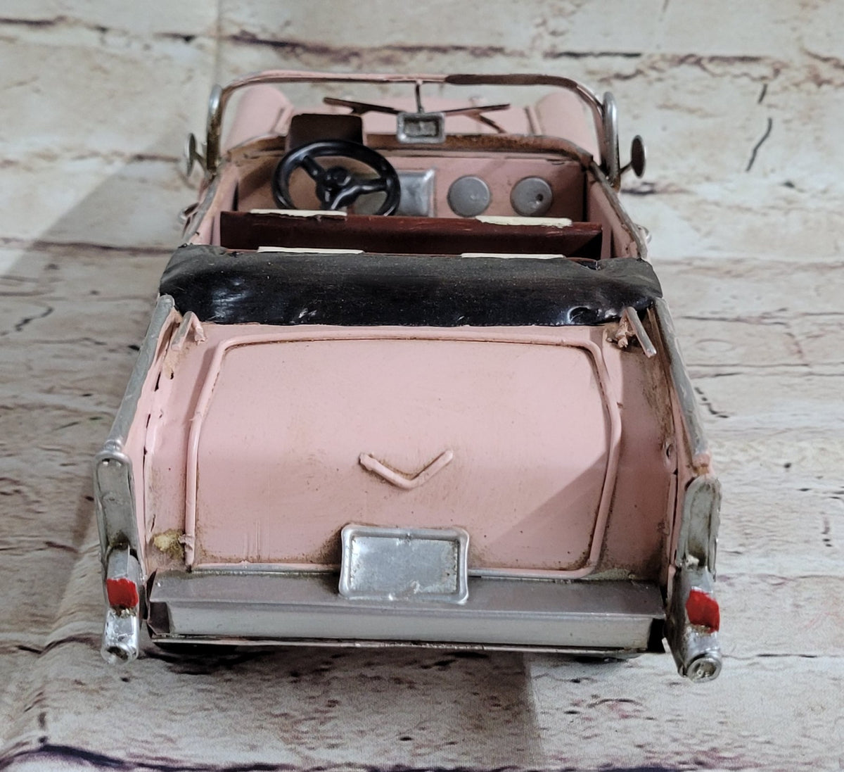 1957 CHEVROLET BEL AIR PINK"HOME IMPROVEMENT" 1/10 CAR COLLECTOR EDITION ART