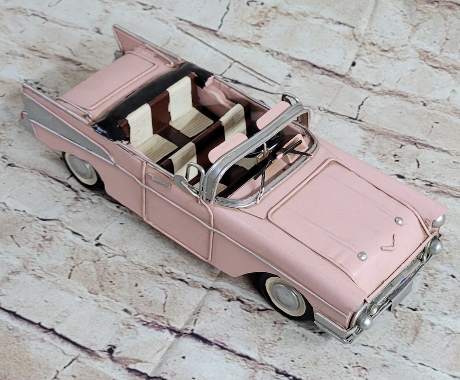 1957 CHEVROLET BEL AIR PINK"HOME IMPROVEMENT" 1/10 CAR COLLECTOR EDITION ART