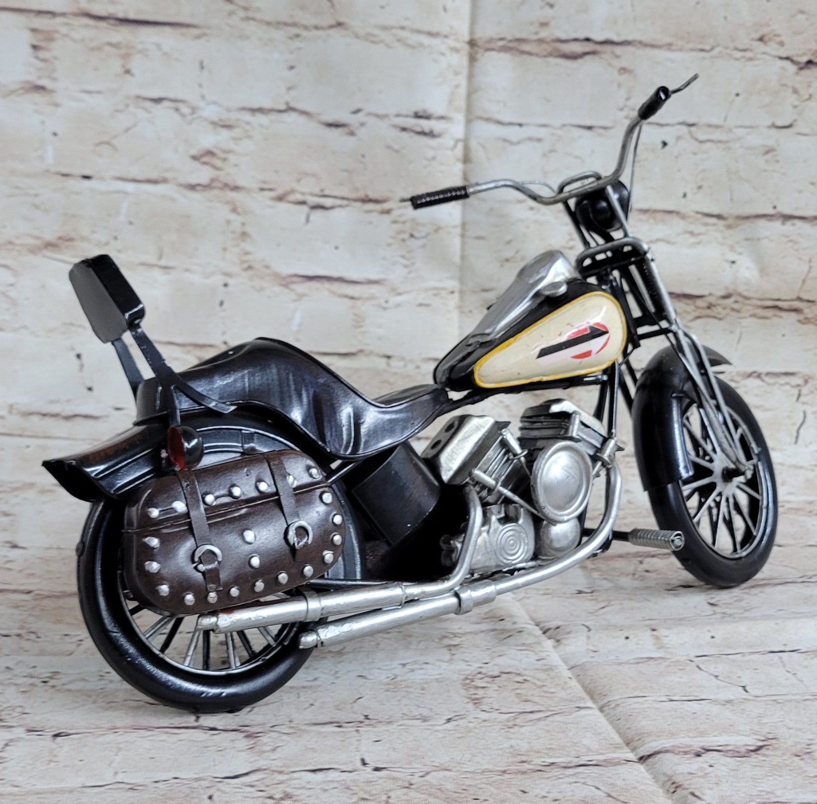 Handmade Indian Motorcycle 1:8 Tinplate Antique Style Metal Model Superb Artwork