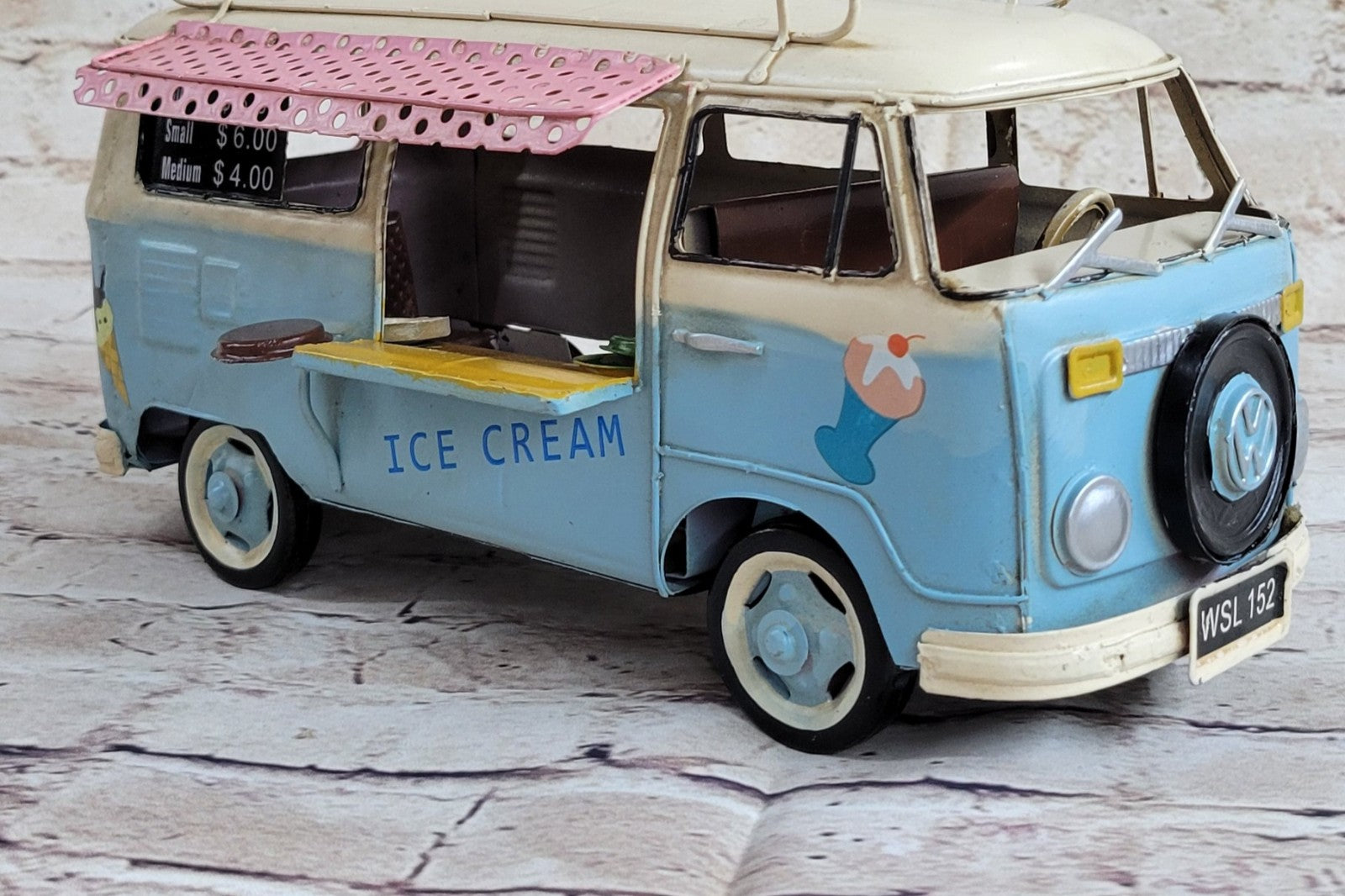 Fast Food Ice Cream Truck 1:18 Scale Car Model Diecast Gift Toy Vehicle Adult