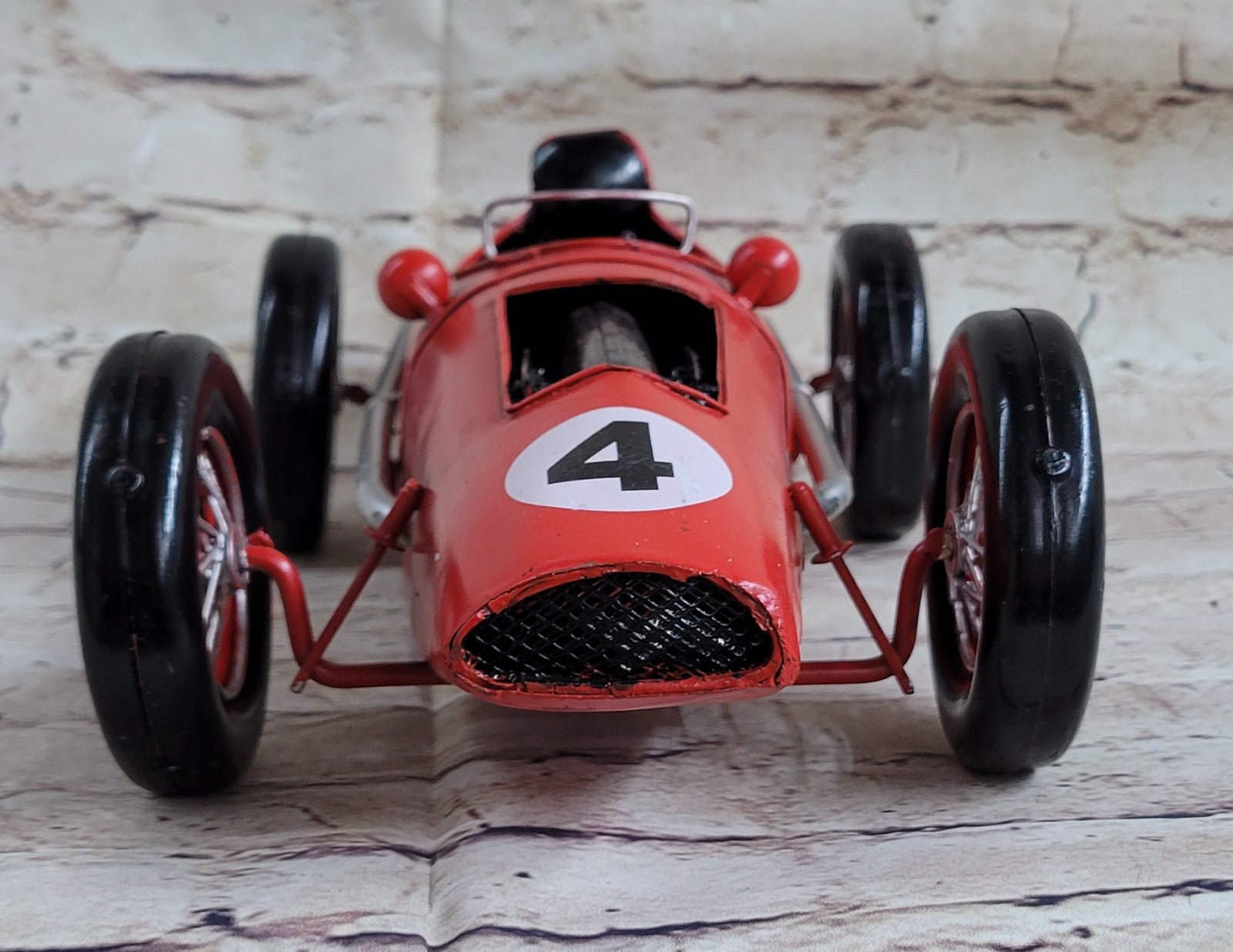 F1 FERRARI 246 F1 - MIKE HAWTHORN - 1958 New & box 1:12 diecast Model Sale