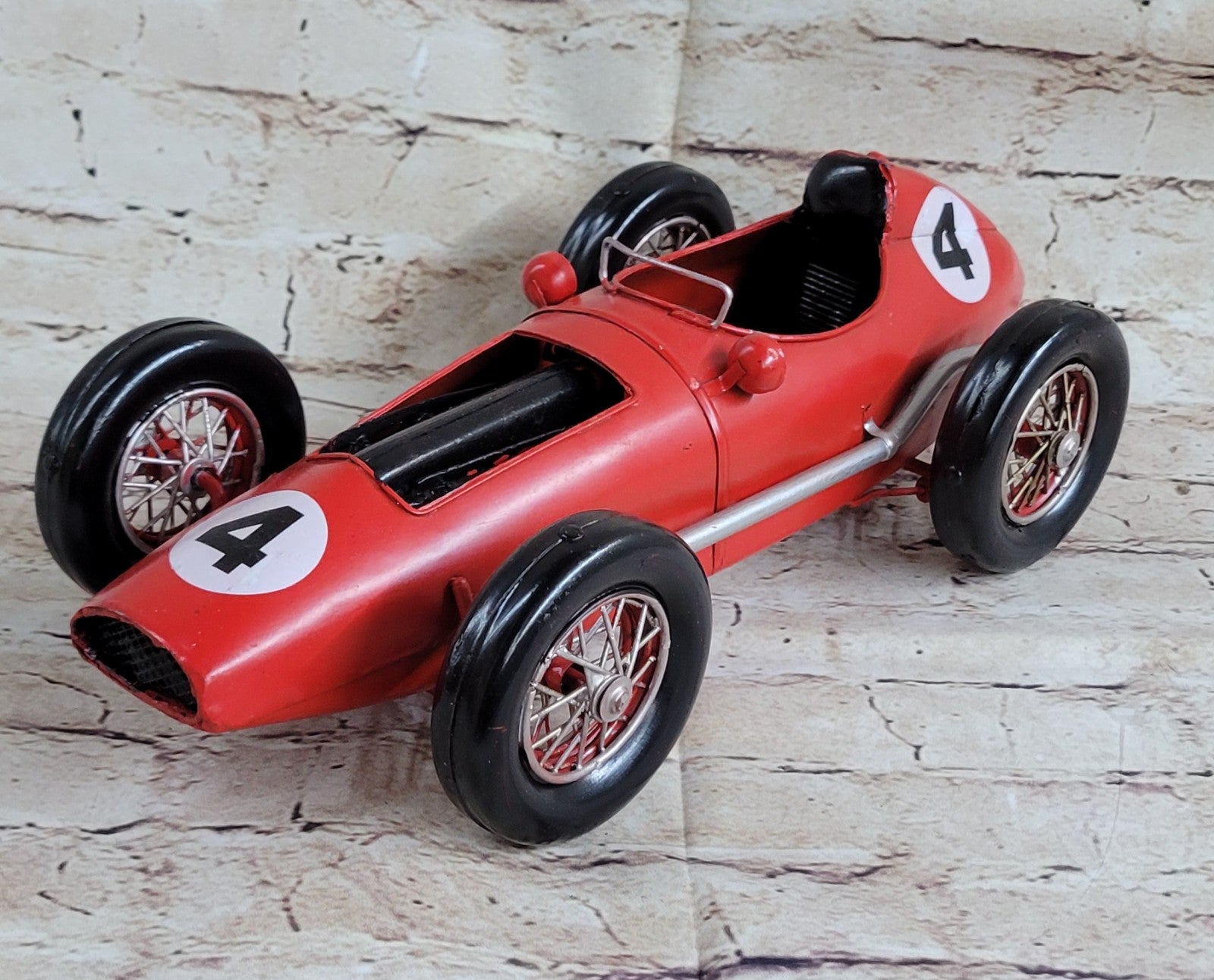 F1 FERRARI 246 F1 - MIKE HAWTHORN - 1958 New & box 1:12 diecast Model Sale