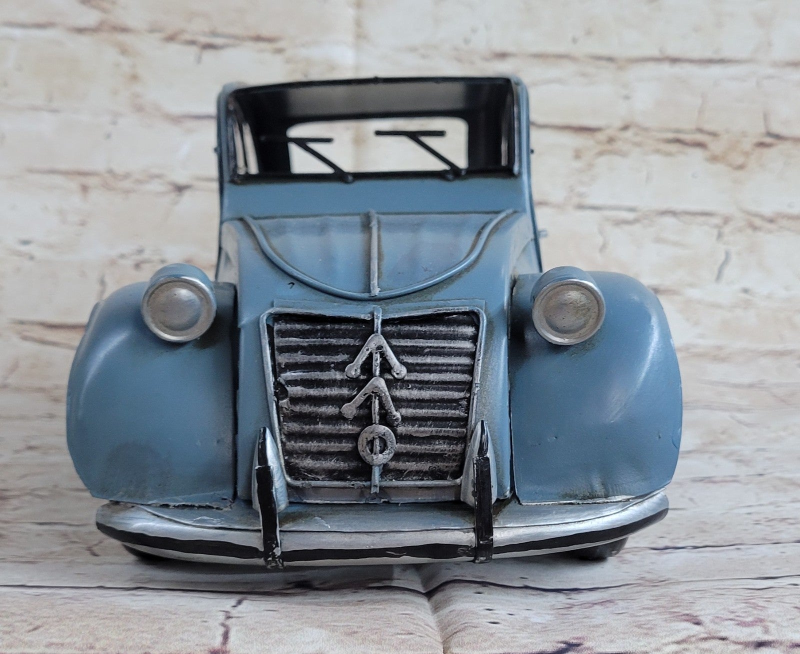 Hand Made Citroen 2CV (No.26T 1950-57)Very Good & Original Condition Decor Sale