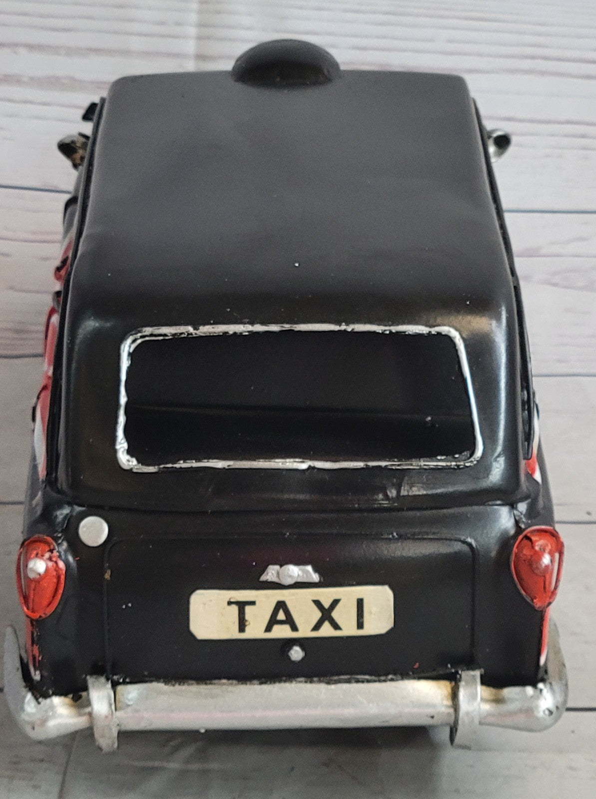 European Bronze Finery 1:12 Scale 1966 Austin with GB flag Tinplate Model Decor