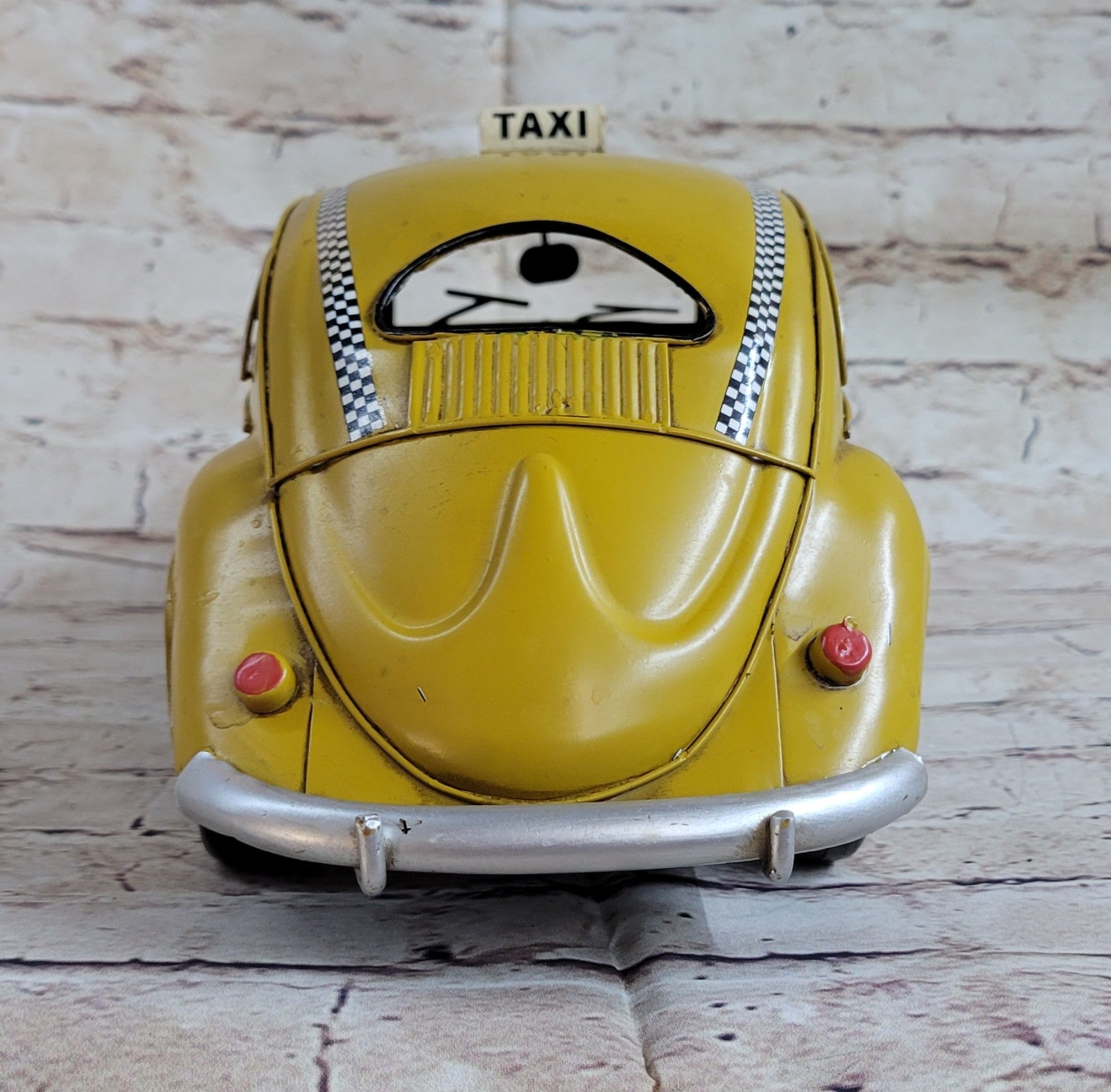 European Finery 1:12 Yellow Checker 1934 VW Beetle Bug Die Cast Model Volkswagen