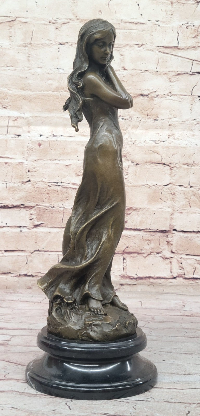 Sensual Female Bronze Sculpture in Art Deco Style | Handcrafted Statue by Milo | Lost Wax Technique