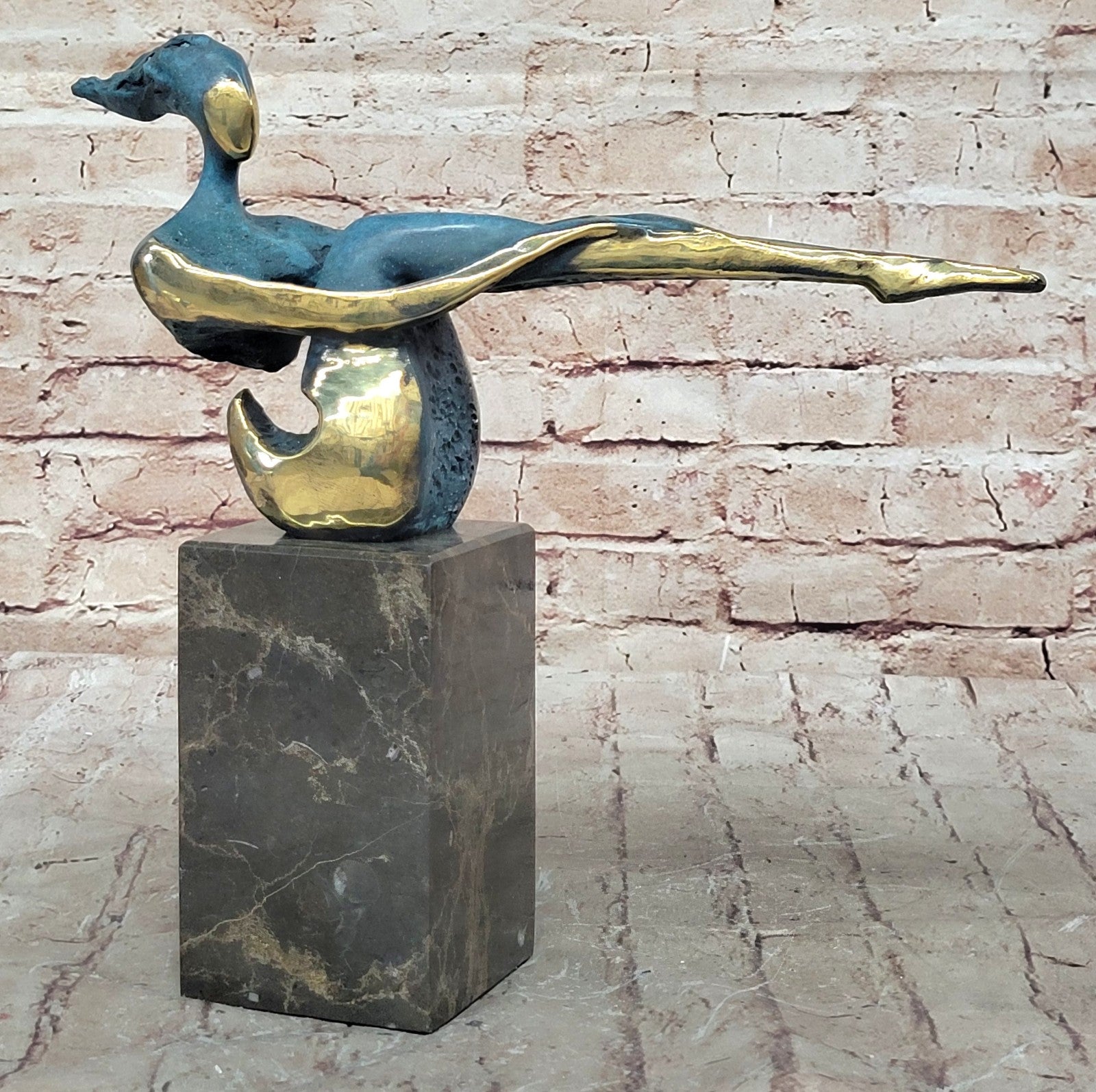 BRONZE FRAUENAKT RUBENSFIGUR DRALLE FRAUENFIGUR auf SOCKEL - ABSTRACT NUDE LADY