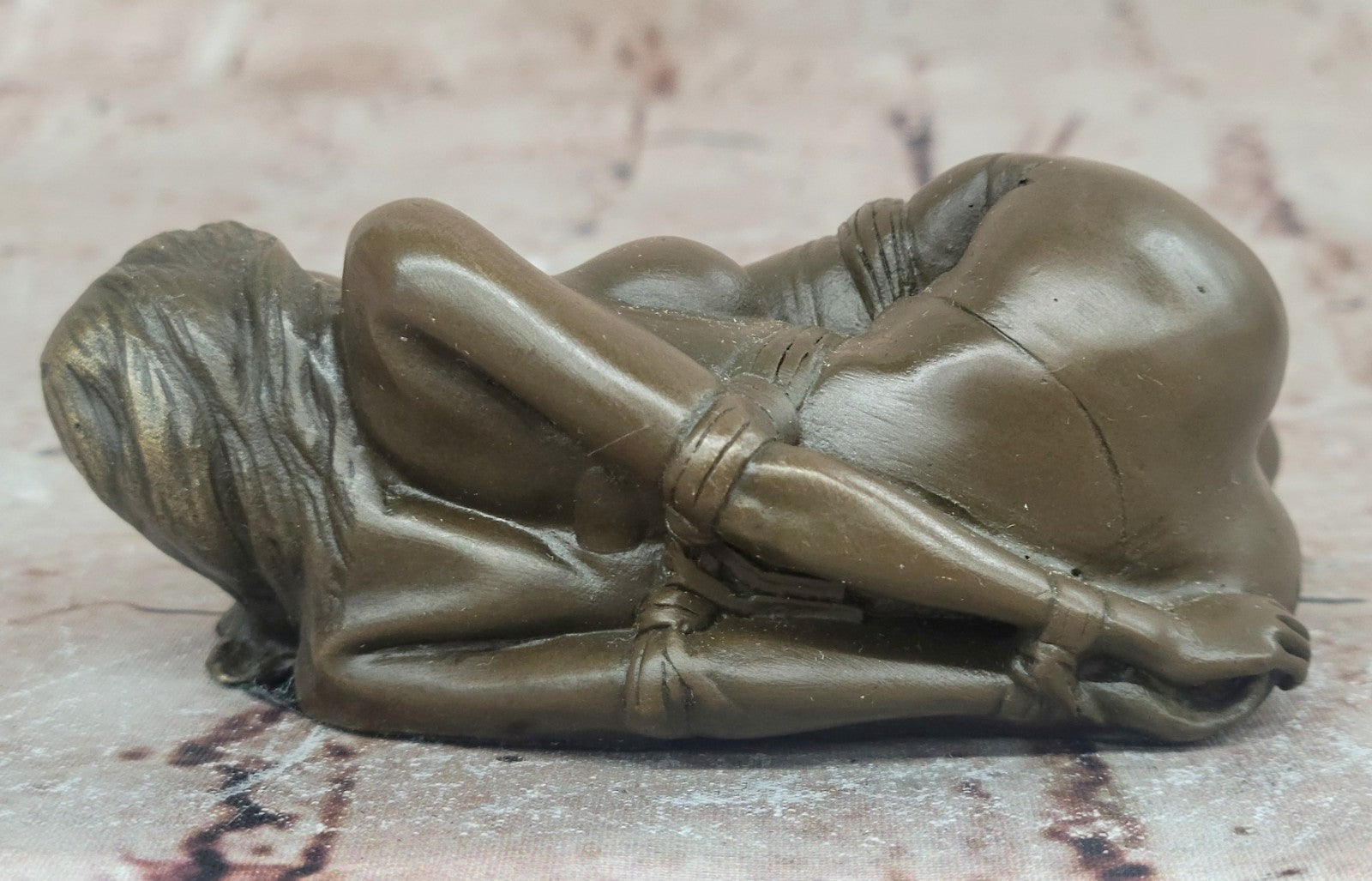 Bondage Girl Chantal - Erotische Sex-Bronze - signiert Original Milo Sculpture