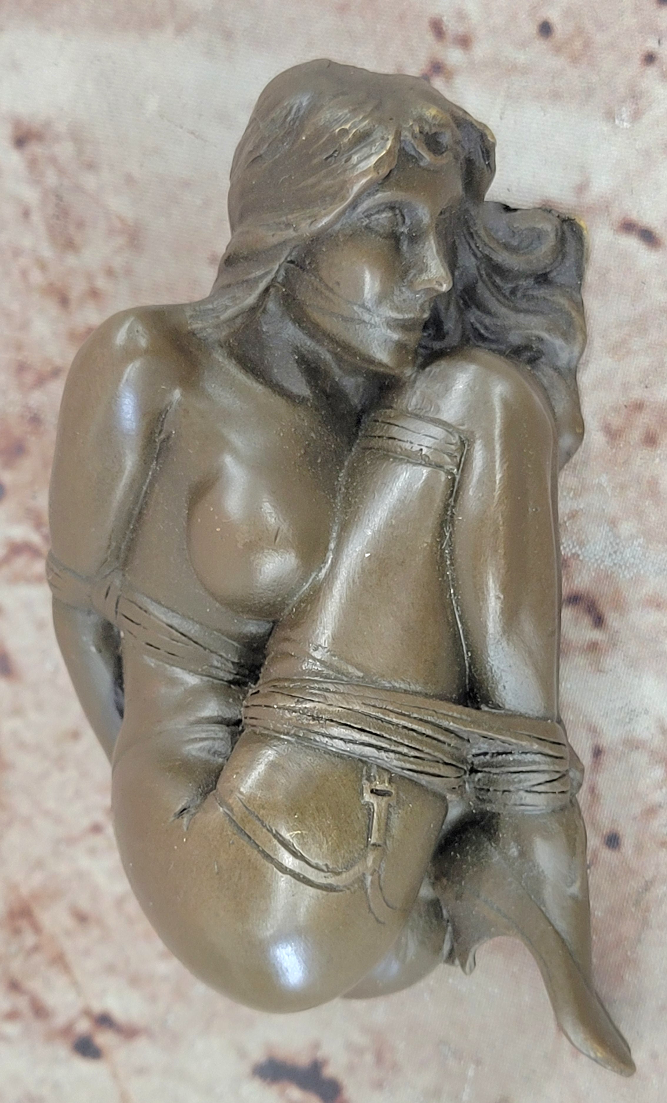 Bondage Girl Chantal - Erotische Sex-Bronze - signiert Original Milo Sculpture