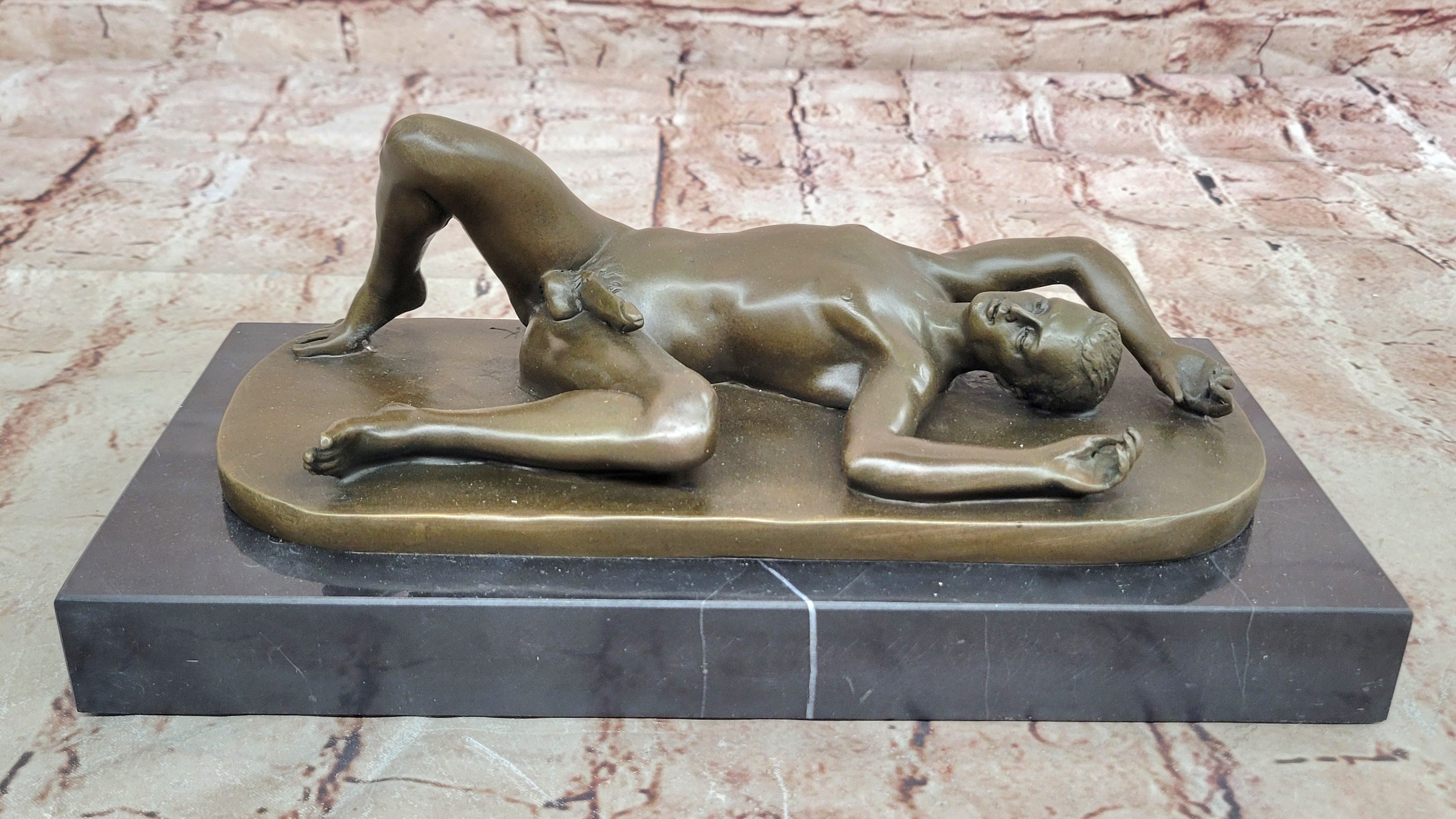 COLLECTIBLE BRONZE SCULPTURE STATUE Gay Art Collector Edition Nude Male Man Gay