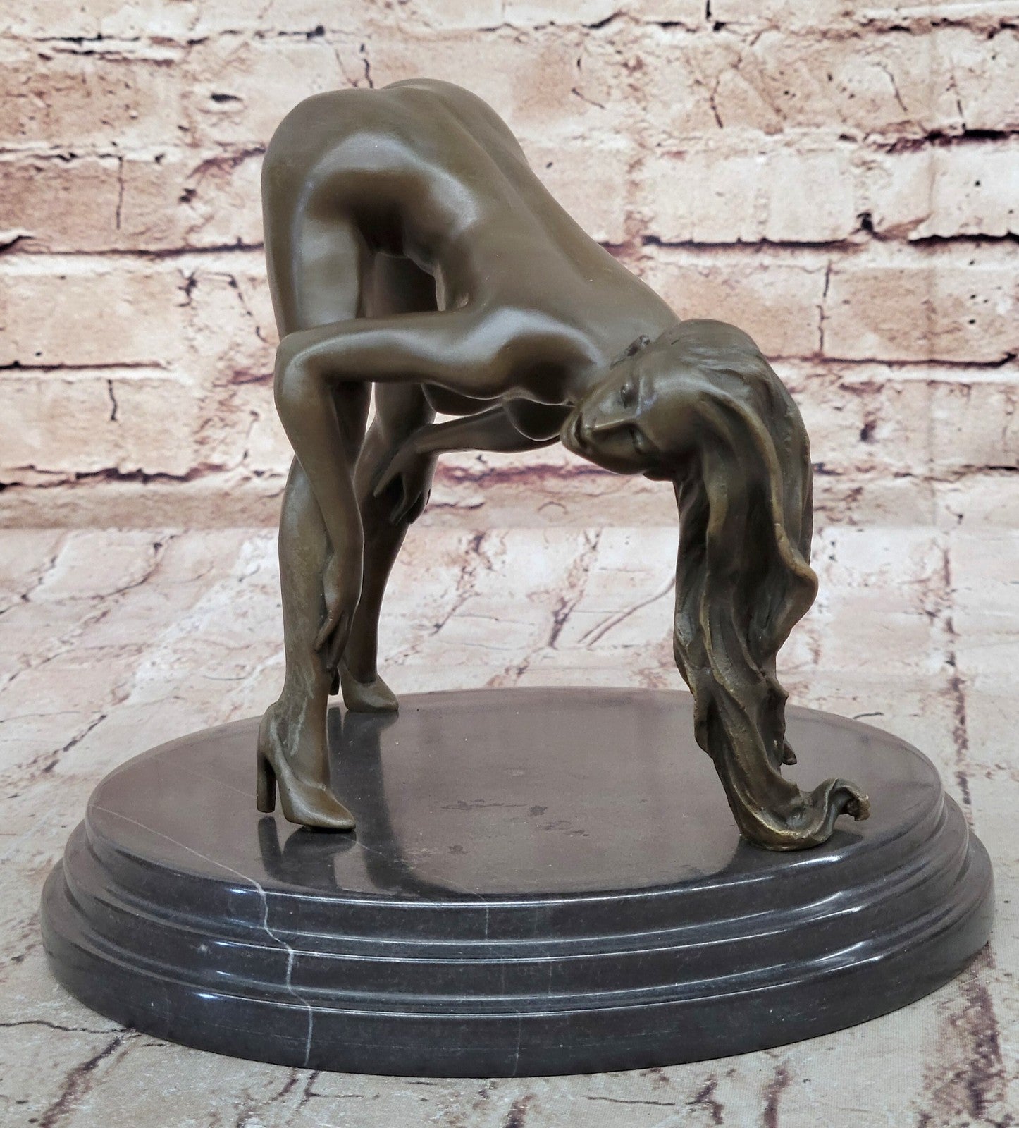 Exquisite Nude Bronze Female Figurine – Erotic Woman Sculpture by Mavchi