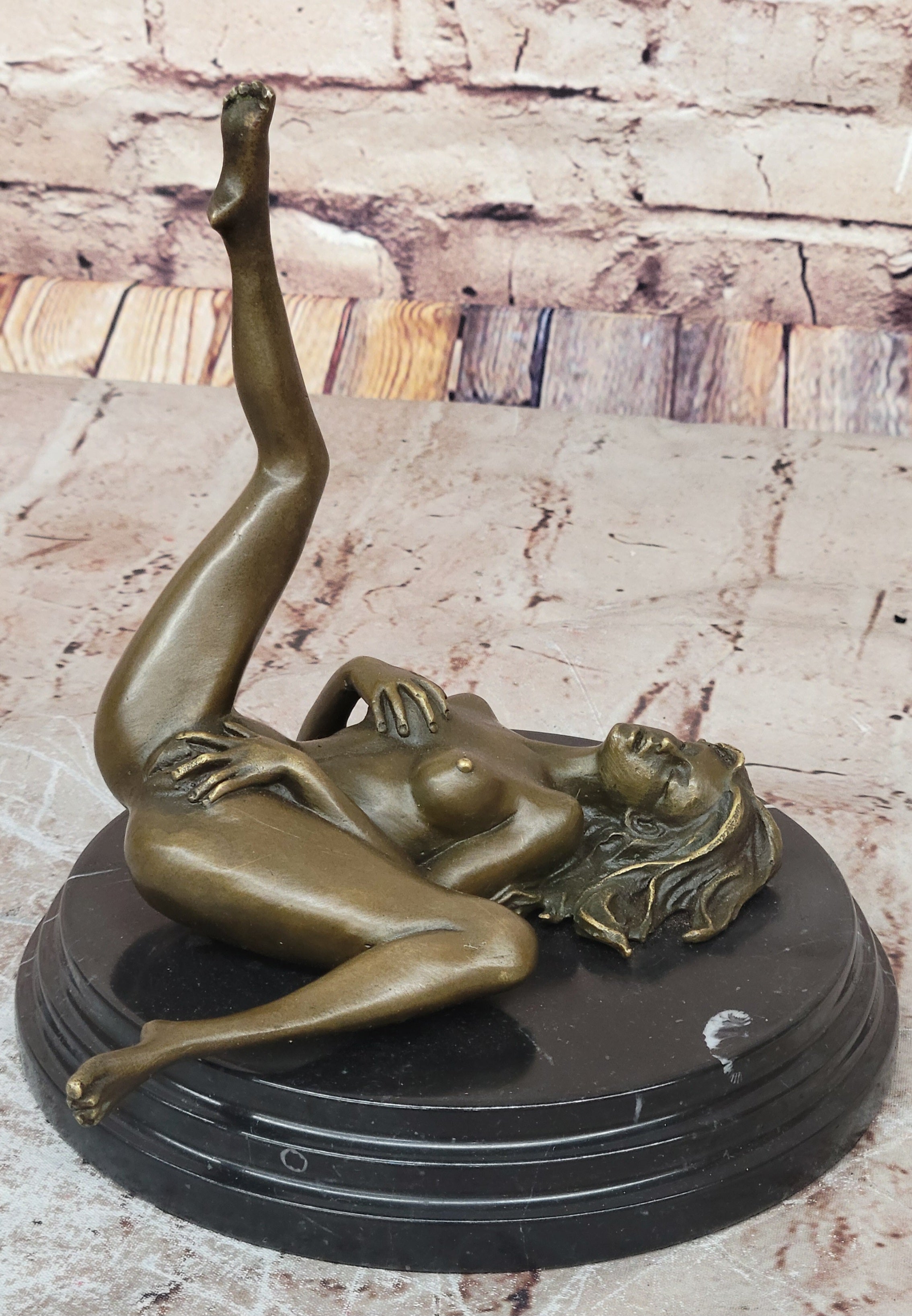 Handcrafted Collectible Erotic Nude Woman Bronze Artwork Figurine Figure Decor