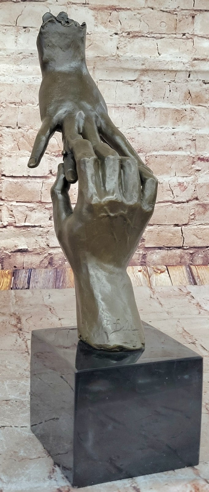 Handcrafted Collectible by Salvador Dali Titel Marry Me Bronze Sculpture Statue