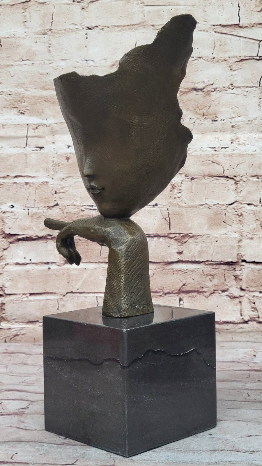 Handcrafted Bronze Blind Beauty by Mavchi Detailed Sculpture Home Decoration Sale