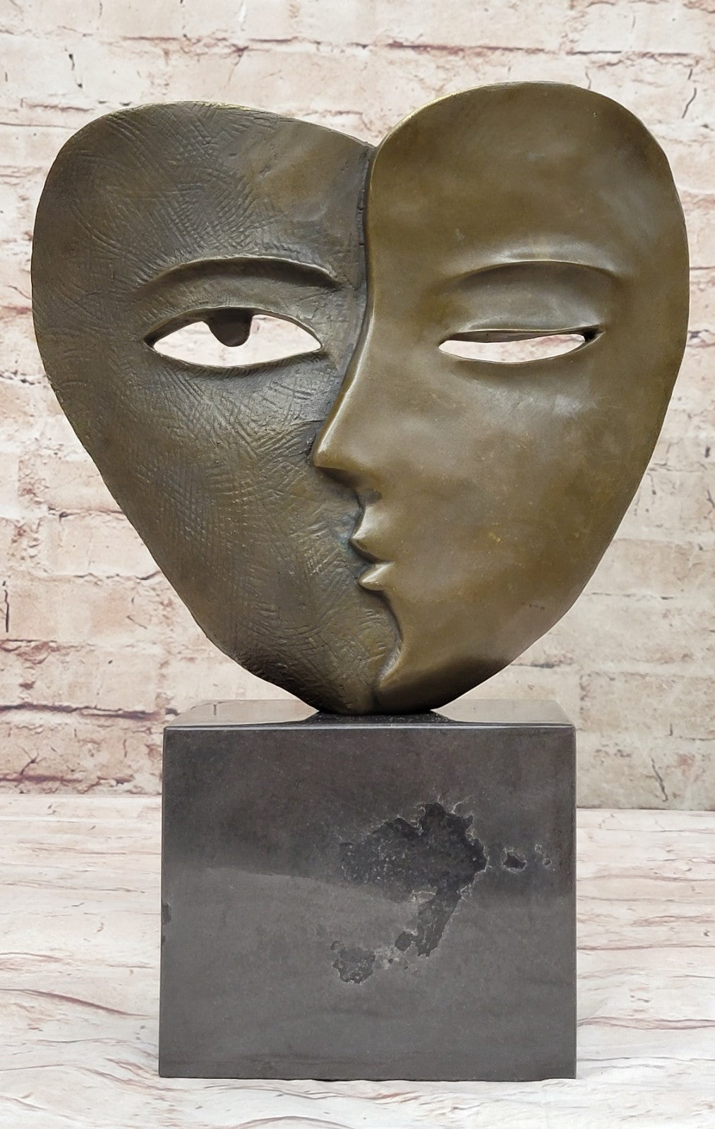 “Lovers” by Picasso – Abstract Modern Bronze Sculpture on Marble Base