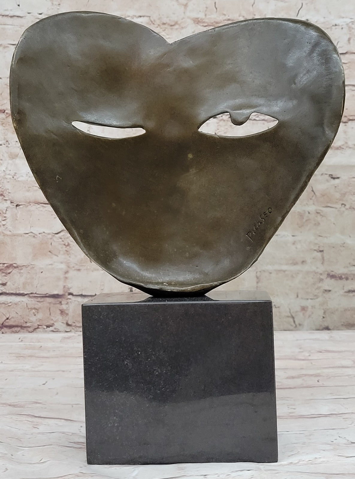 “Lovers” by Picasso – Abstract Modern Bronze Sculpture on Marble Base