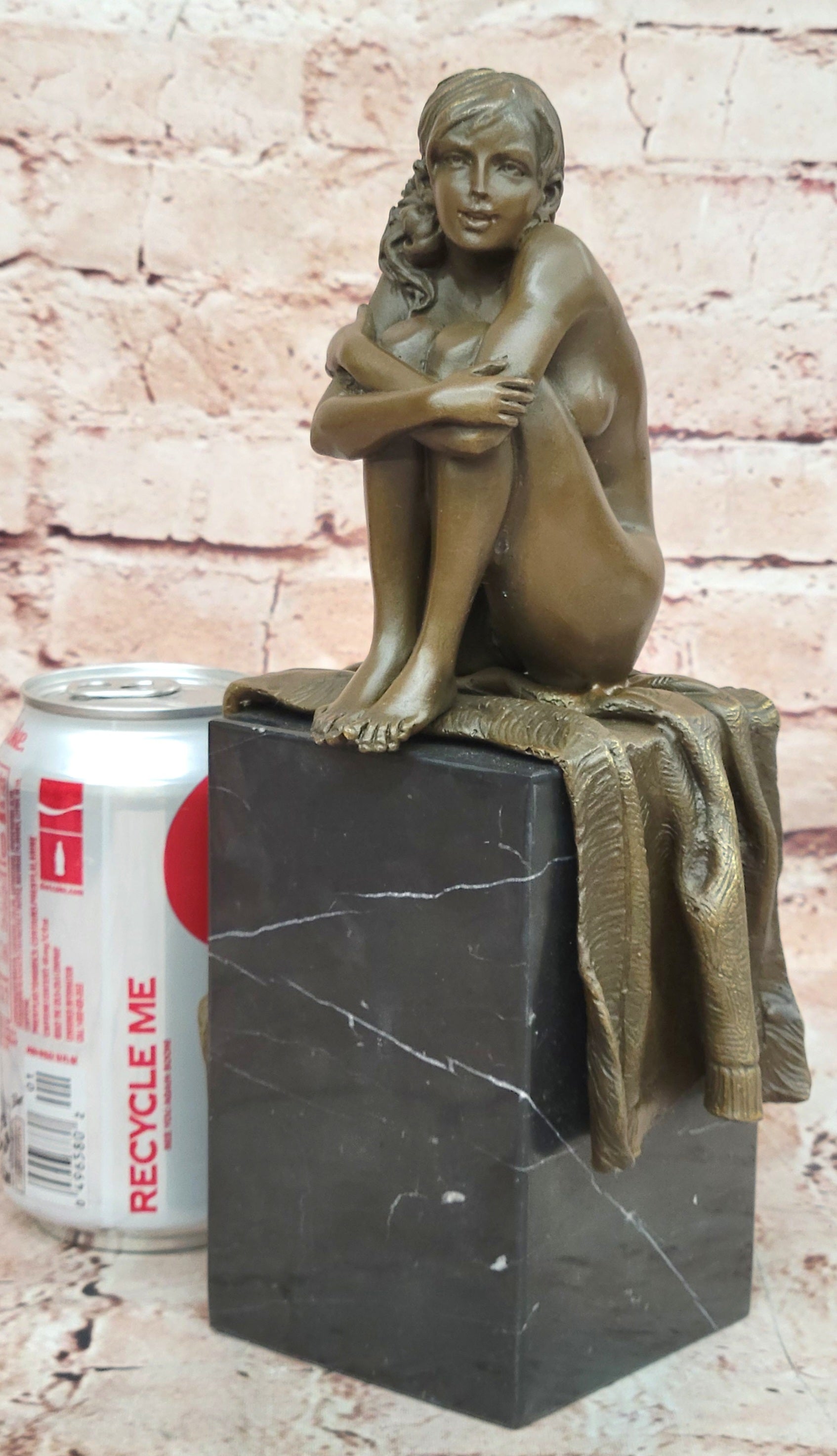 Handcrafted Detaile Nude Lady/Girl/Woman/Female Shy Girl Bronze Sculpture Statue