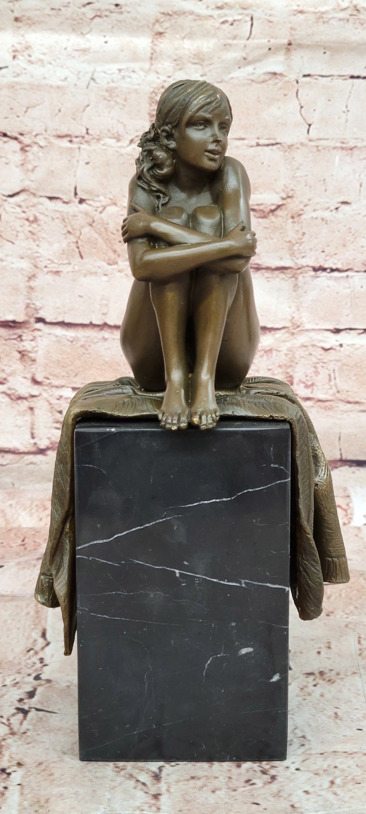 Handcrafted Detaile Nude Lady/Girl/Woman/Female Shy Girl Bronze Sculpture Statue