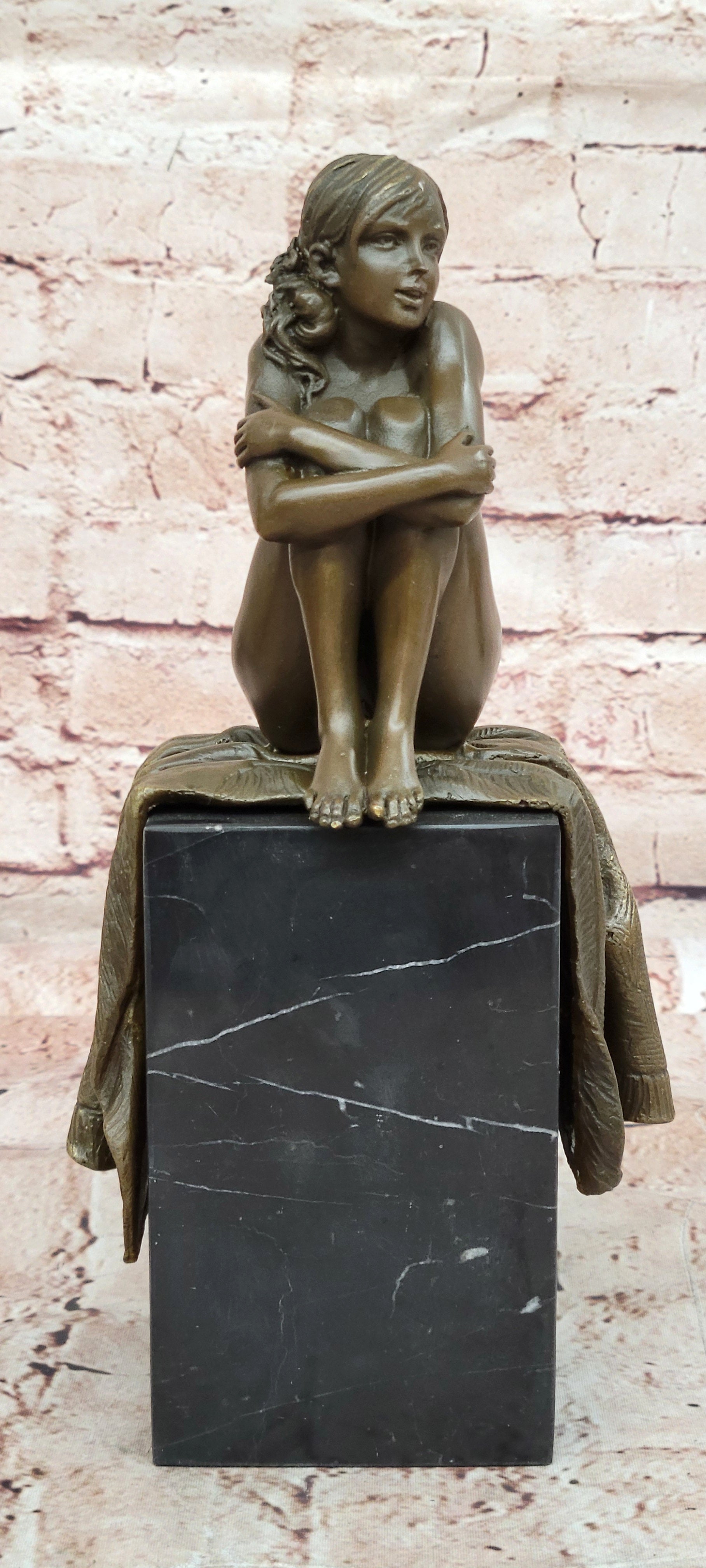 Handcrafted Detaile Nude Lady/Girl/Woman/Female Shy Girl Bronze Sculpture Statue