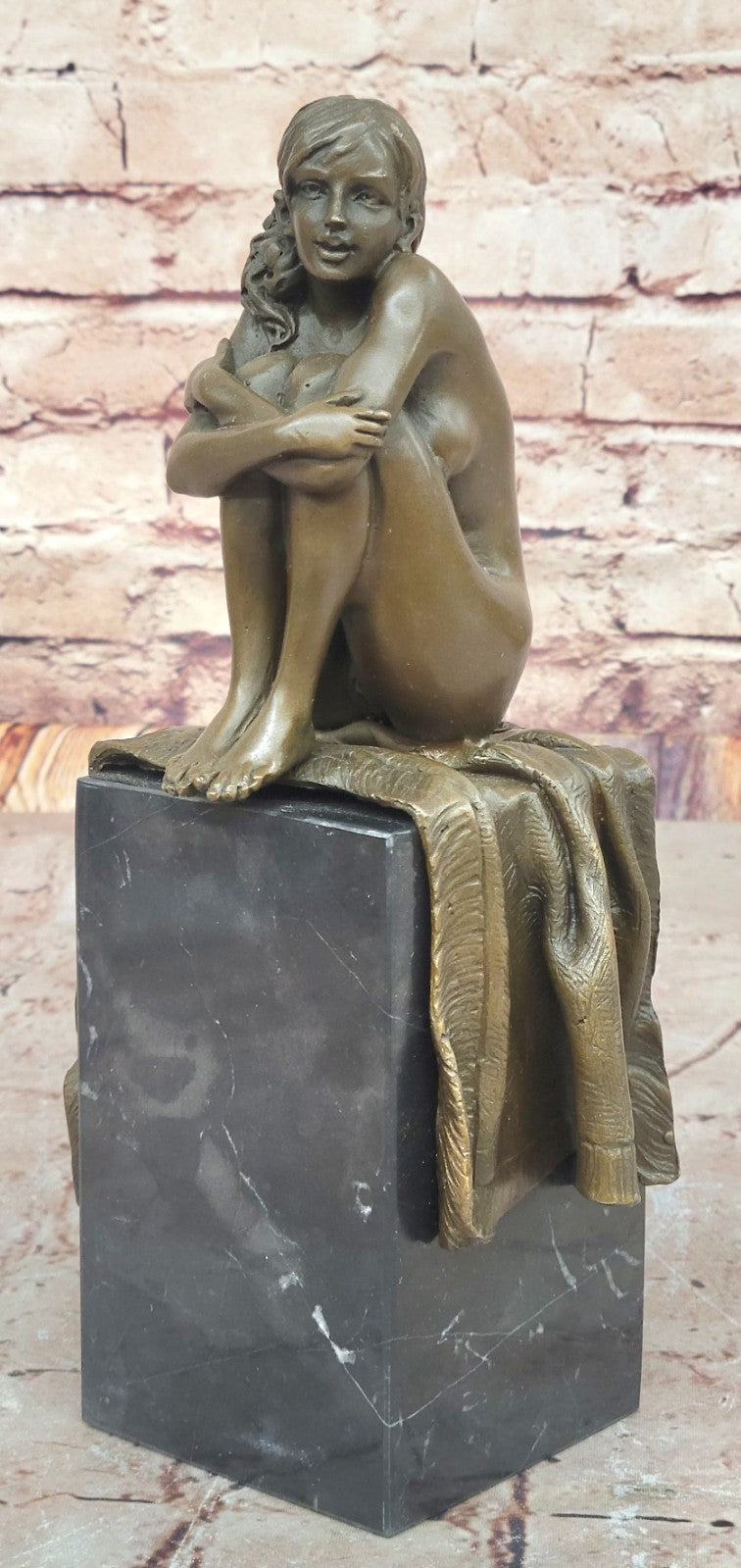 Handcrafted Detaile Nude Lady/Girl/Woman/Female Shy Girl Bronze Sculpture Statue