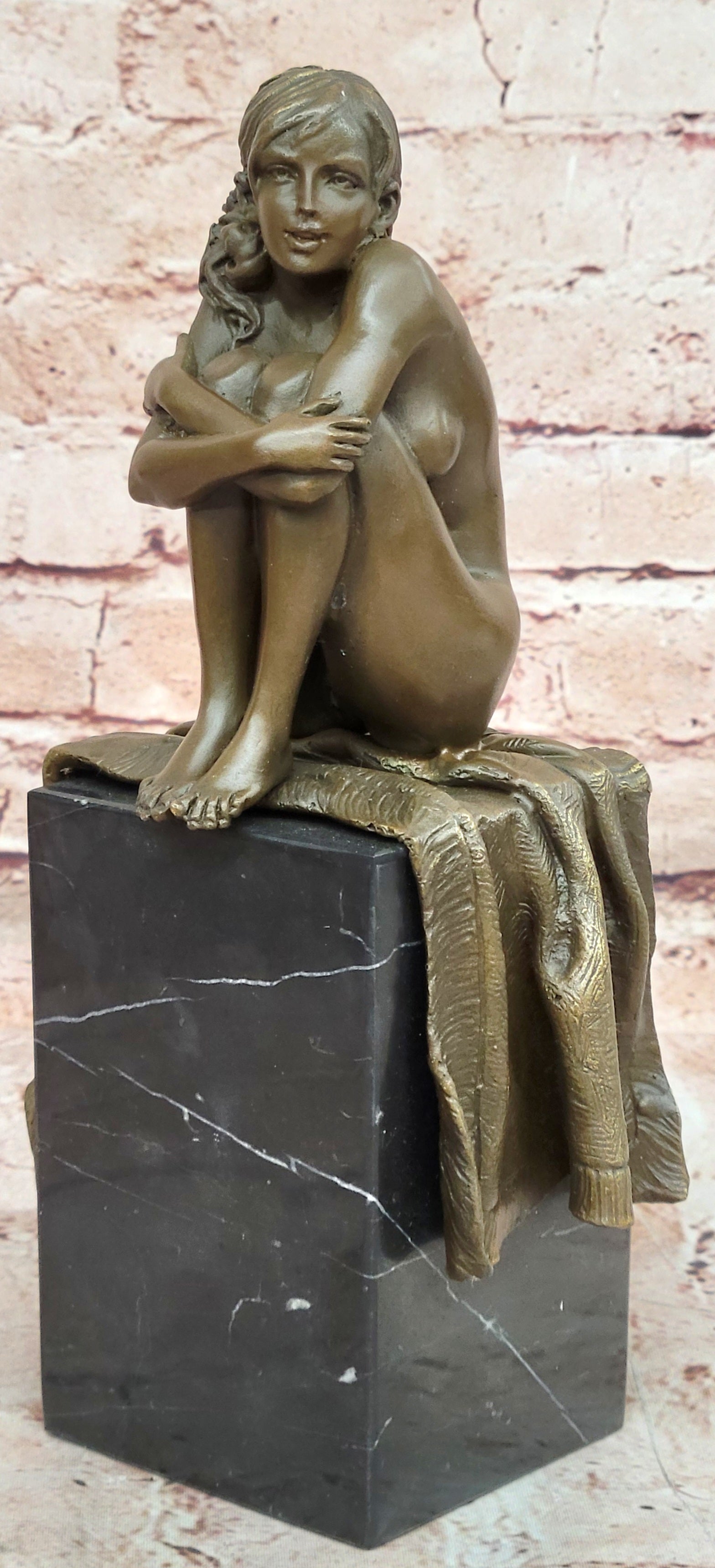 Handcrafted Detaile Nude Lady/Girl/Woman/Female Shy Girl Bronze Sculpture Statue