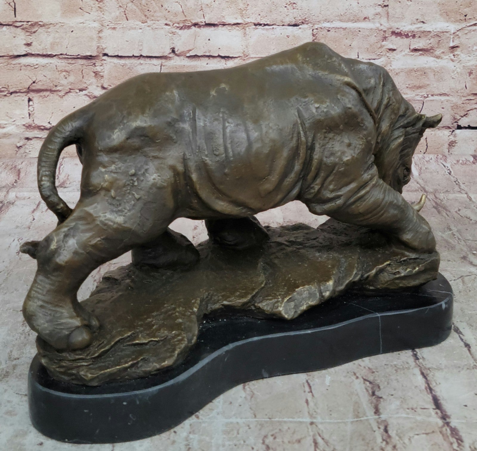 Handcrafted Detailed Rhino Rhinoceros Home Office Decor Bronze Figurine Sale