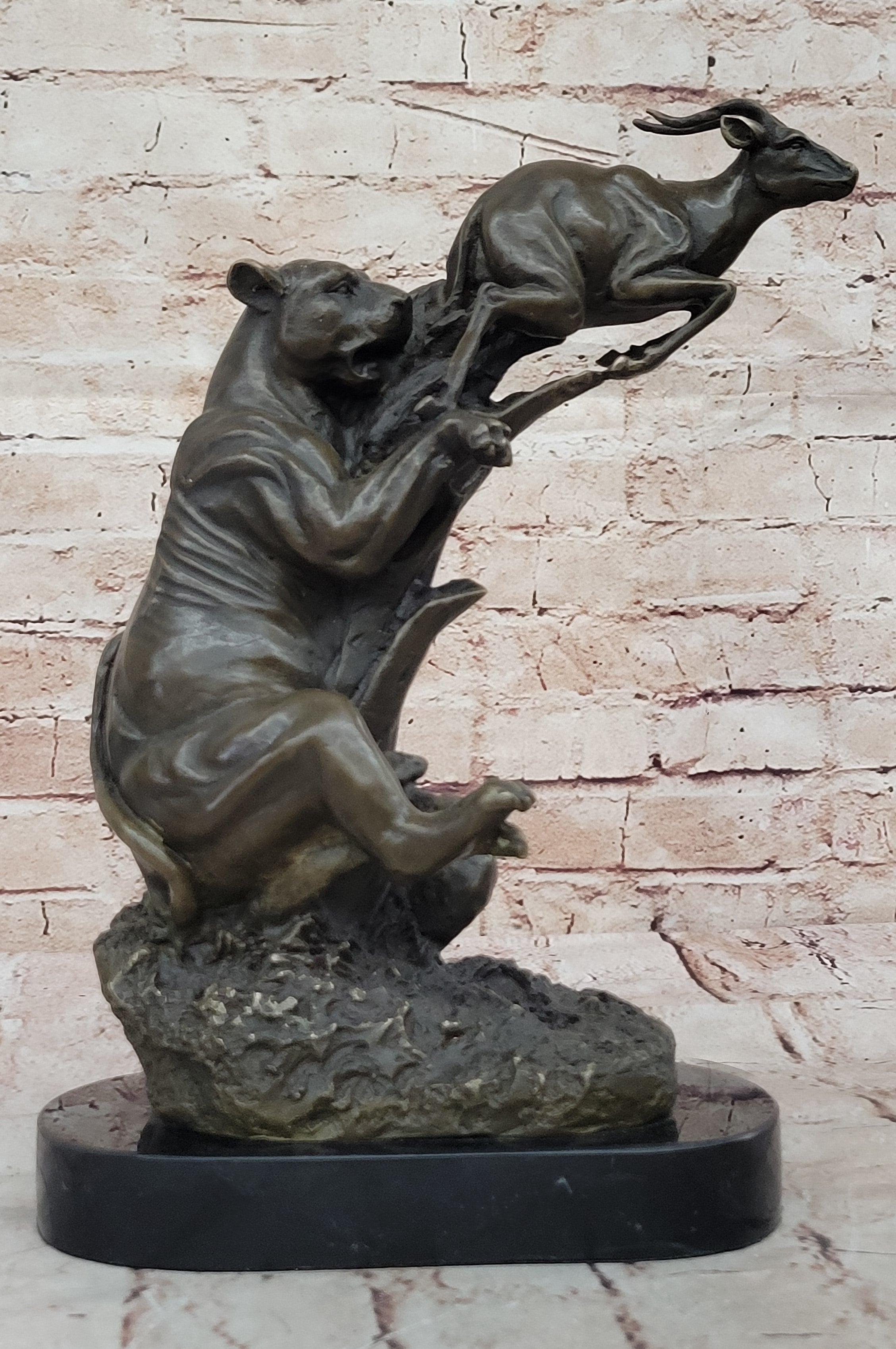Confrontation between Mountain Lion and Gazelle Hot Cast Bronze Sculpture